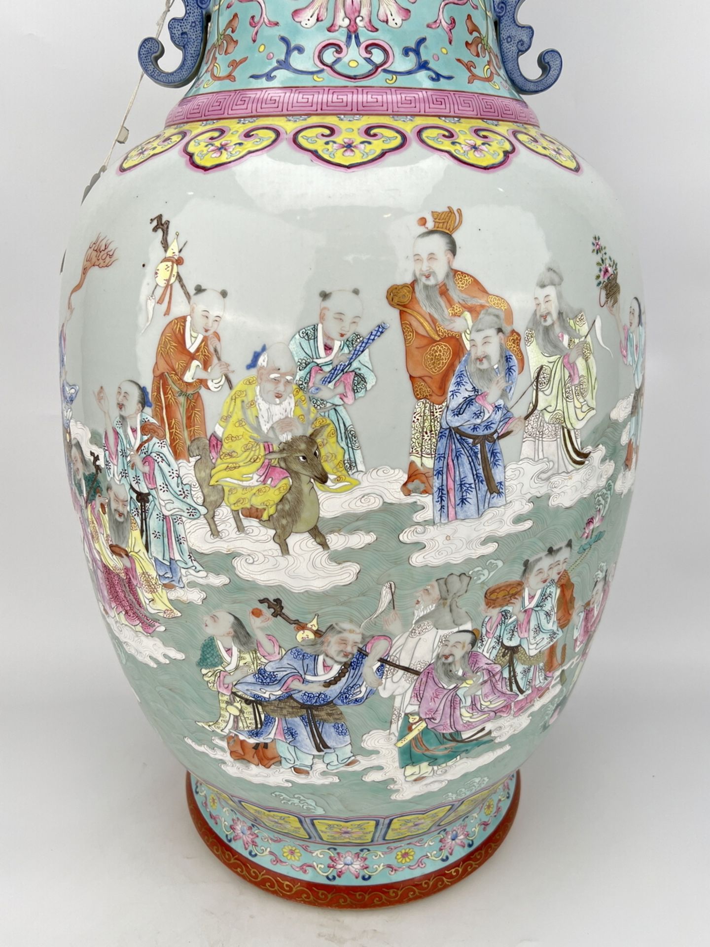 An extra ordinary large size of Chinese Famille Rose rose vase, 18TH/19TH Century Pr.  - Image 11 of 24