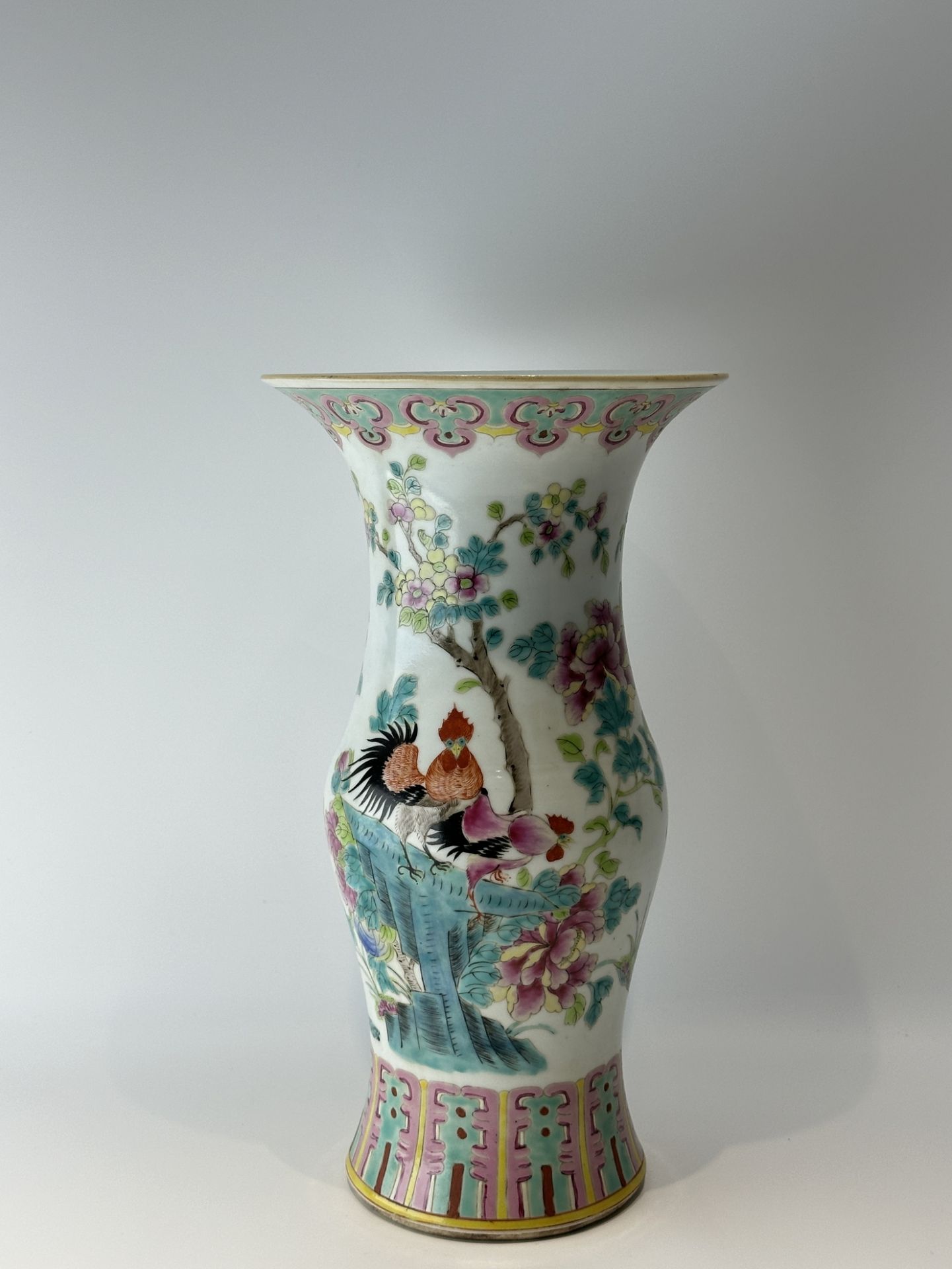 A Chinese Famille Rose vase, 18TH/19TH Century Pr.  - Image 4 of 12