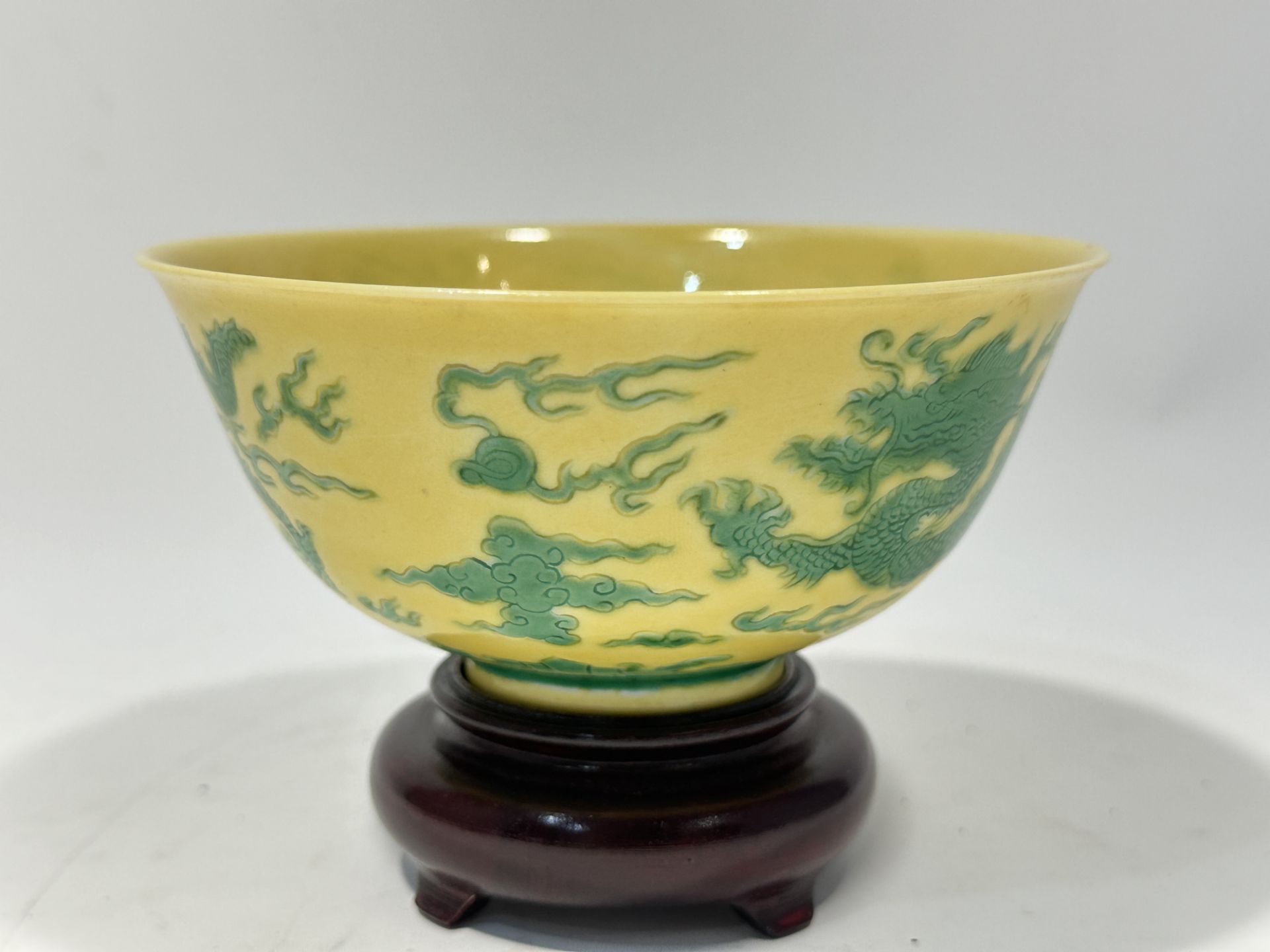 An empire corlour bowl, DaoGuang Mark. - Image 5 of 11