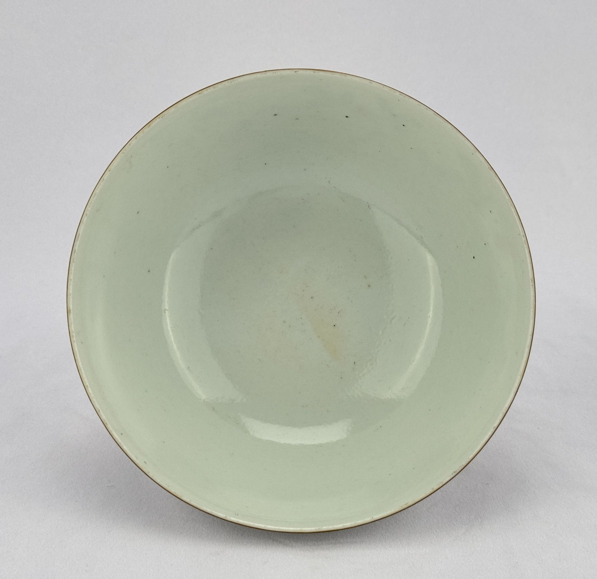 A Chinese Famille Rose bowl, 19TH/20TH Century Pr.  - Bild 5 aus 6