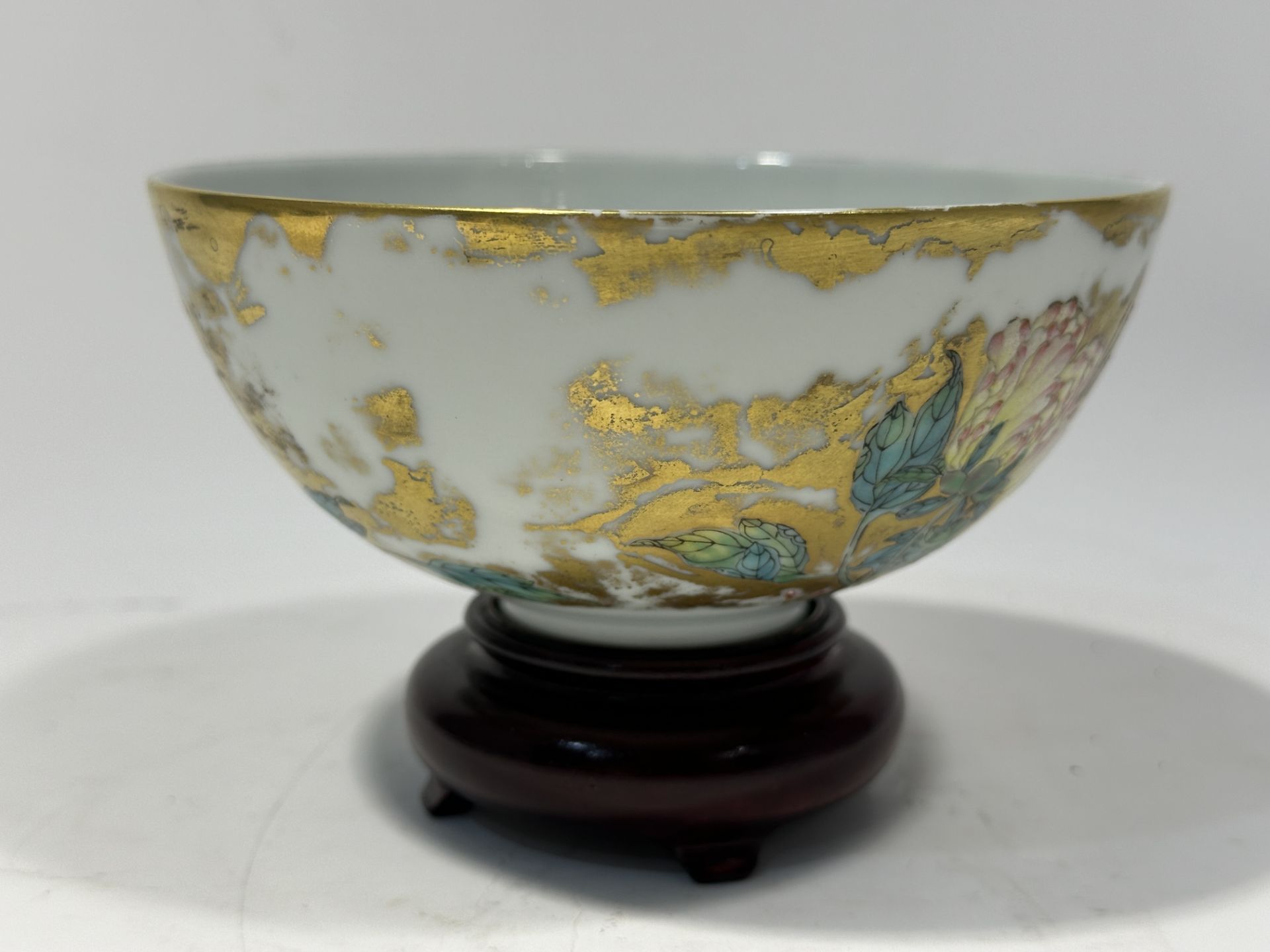 A rare enamel bowl, YongZheng Mark. - Bild 5 aus 17