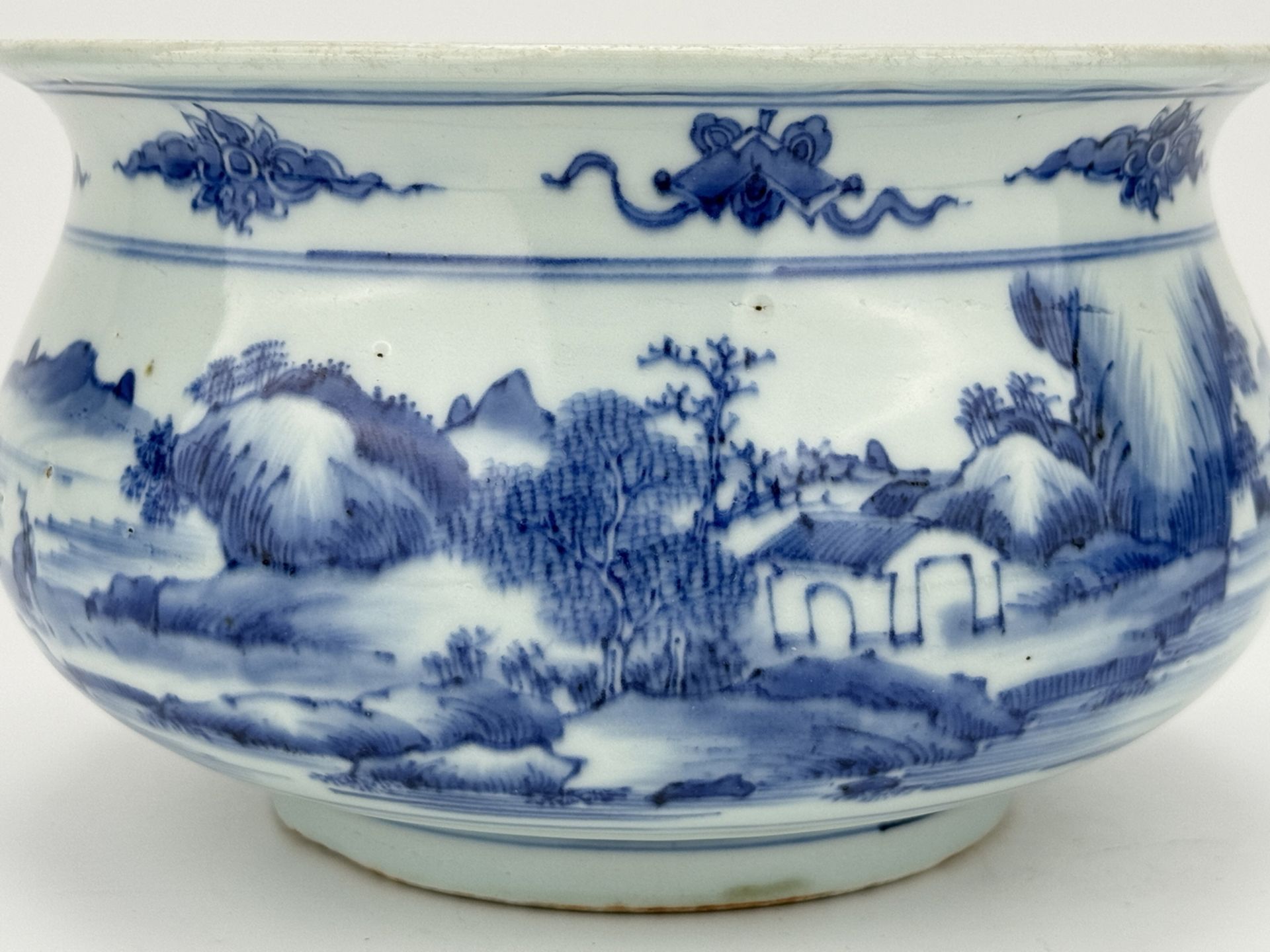 A Chinese Blue&White censor, 17TH/18TH Century Pr.  - Image 8 of 8