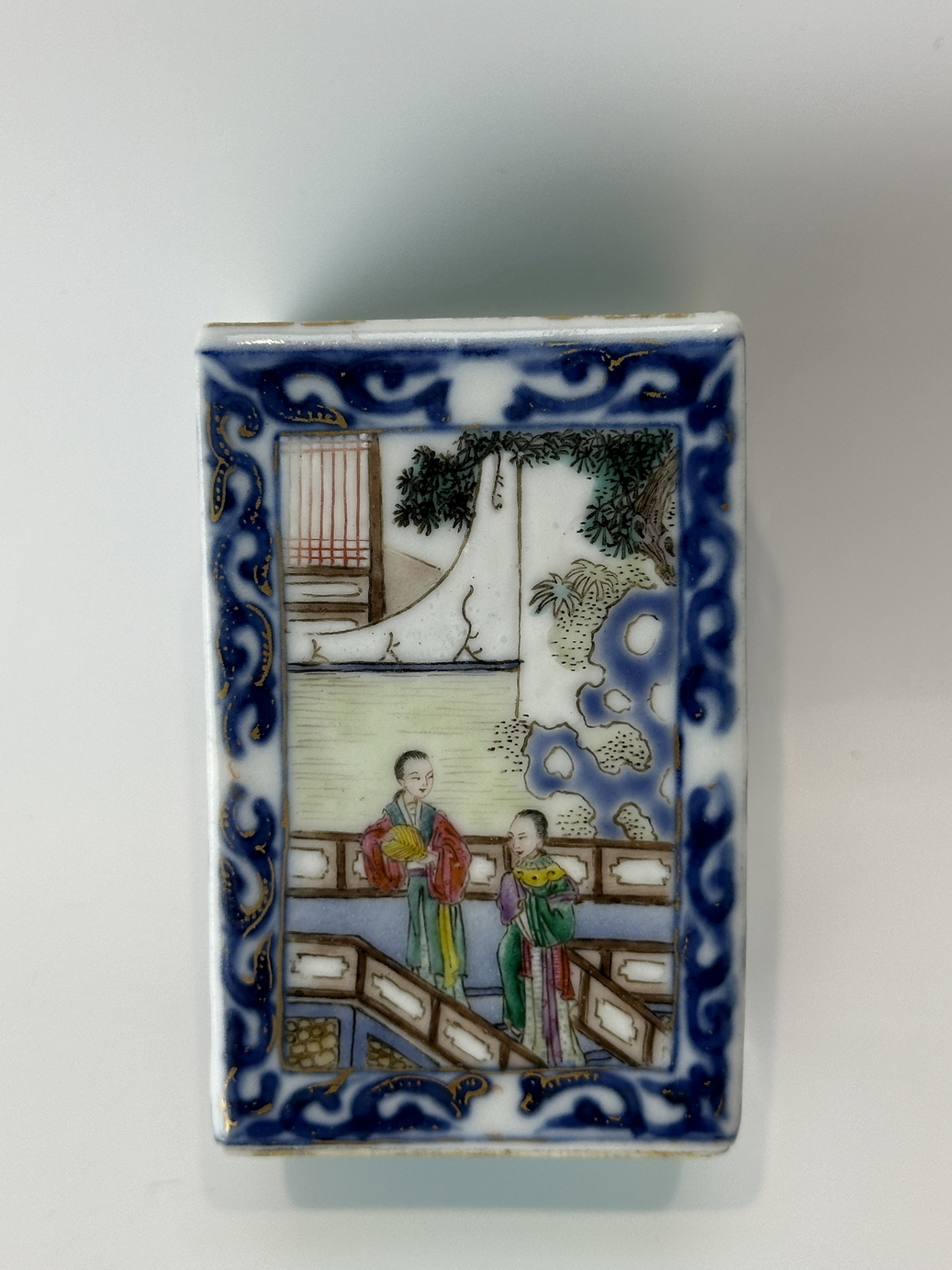 A Chinese rectangle Famille Rose brush pot, 17TH/18TH Century Pr.  - Image 11 of 11