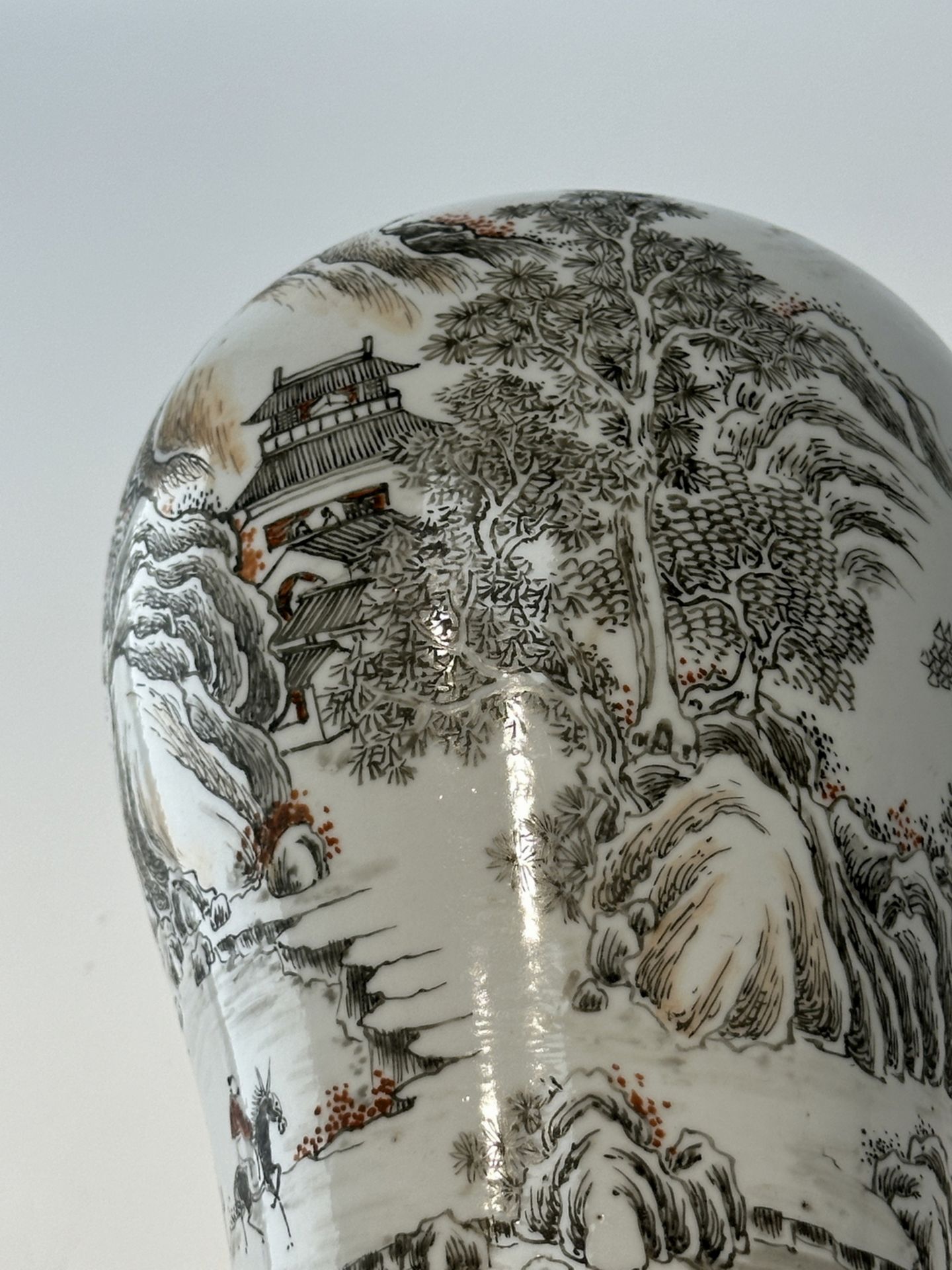 A Chinese Famille Rose vase, 17TH/18TH Century Pr.   - Image 12 of 13