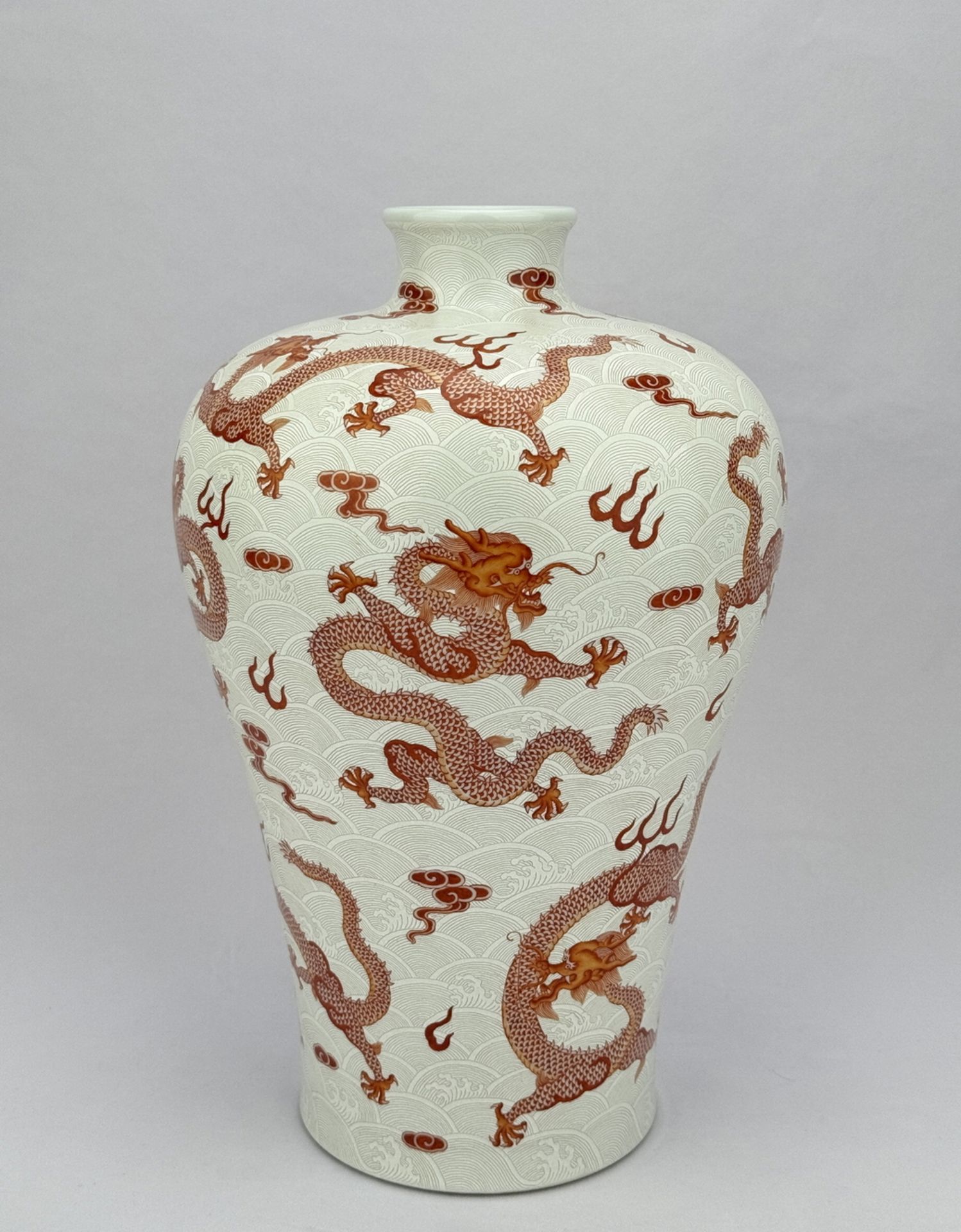 A Chinese empire style vase, 17TH/18TH Century Pr.  - Image 3 of 12