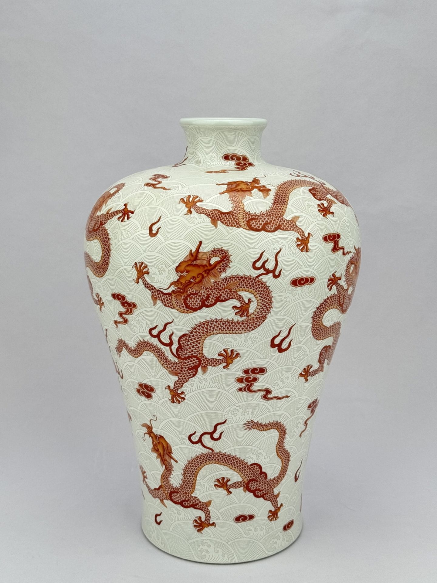 A Chinese empire style vase, 17TH/18TH Century Pr.  - Image 2 of 12