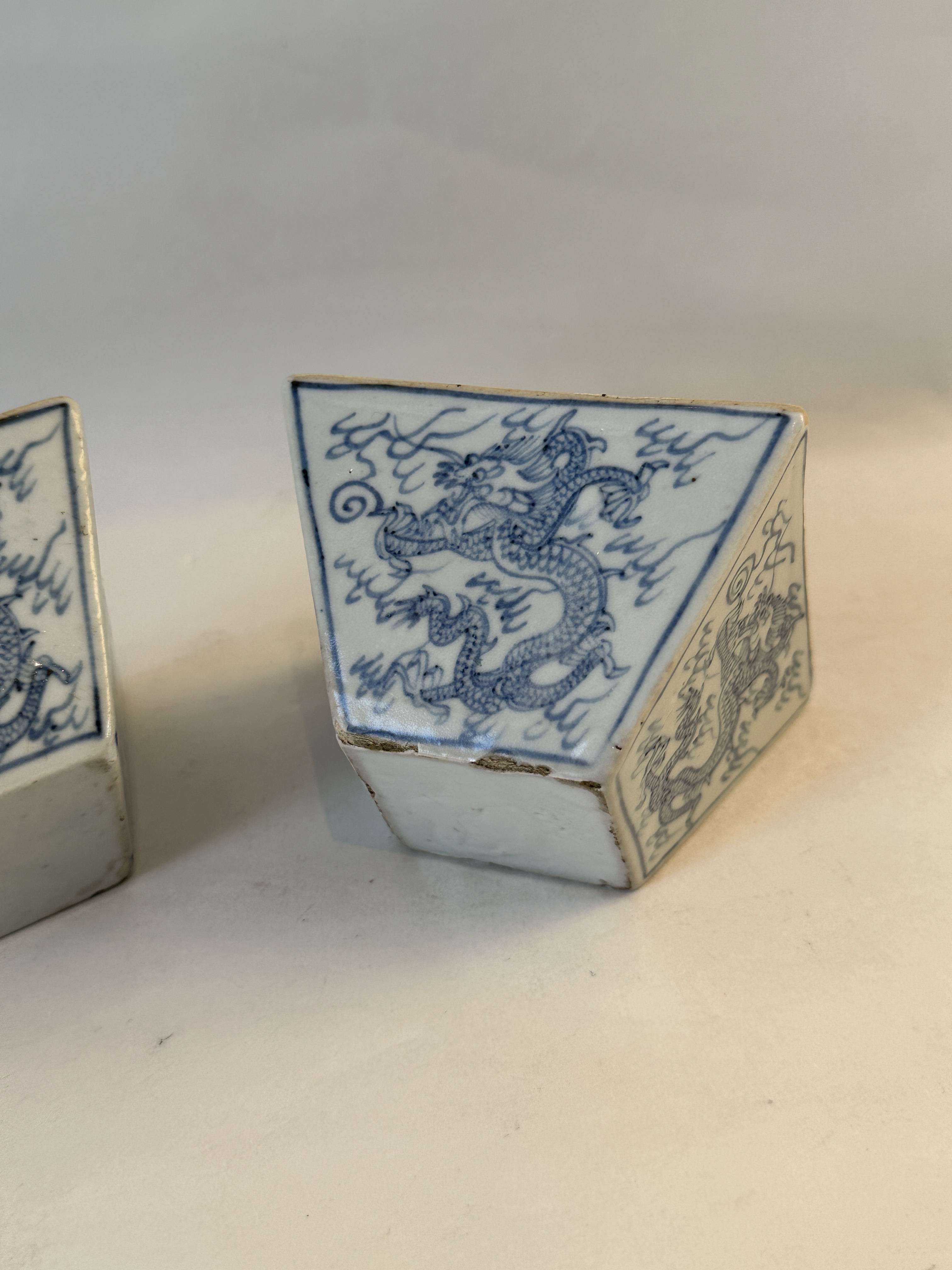 A Chinese blue&white cup, 17TH/18TH Century Pr. - Image 4 of 14