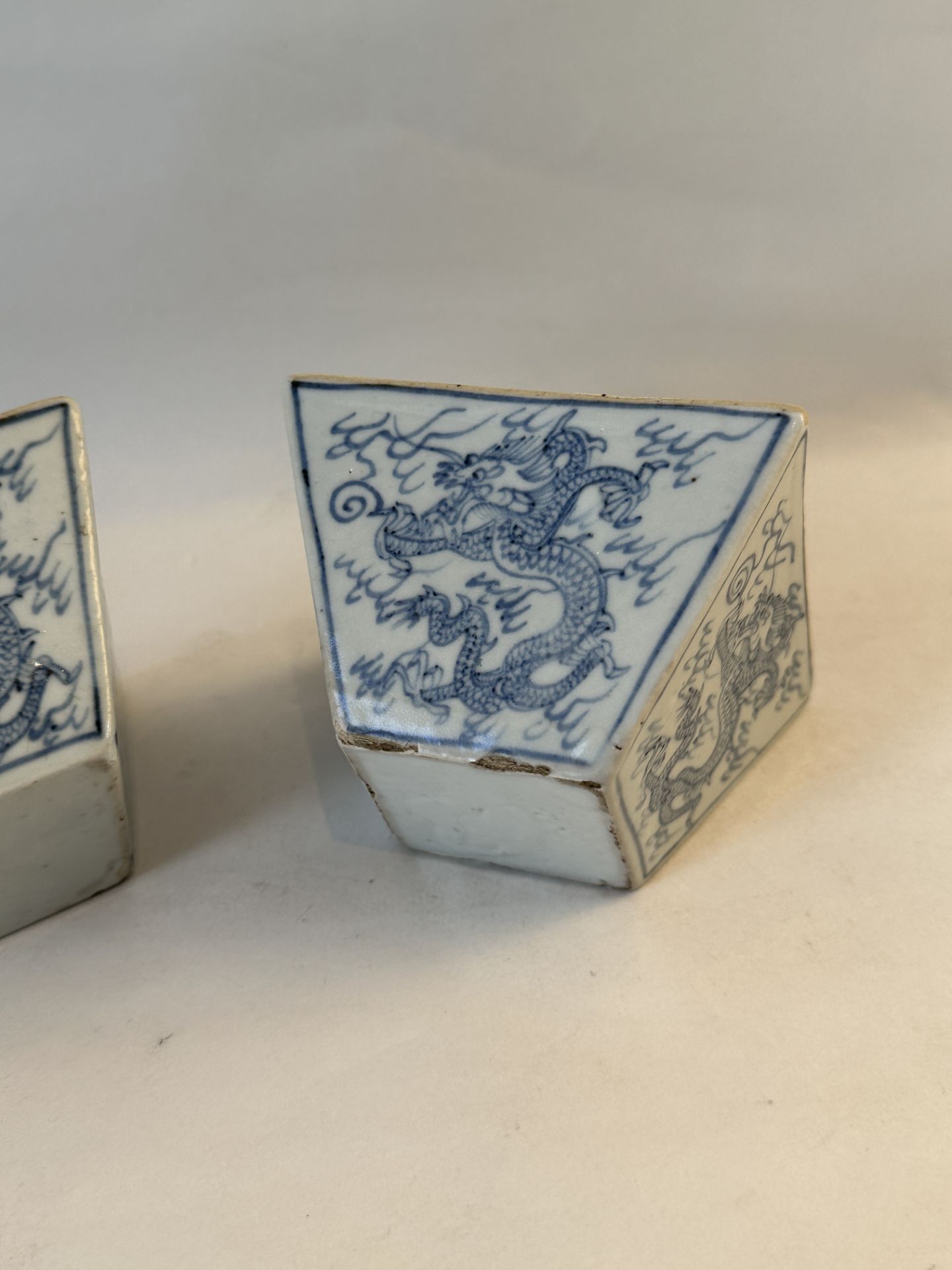 A Chinese blue&white cup, 17TH/18TH Century Pr. - Image 4 of 14