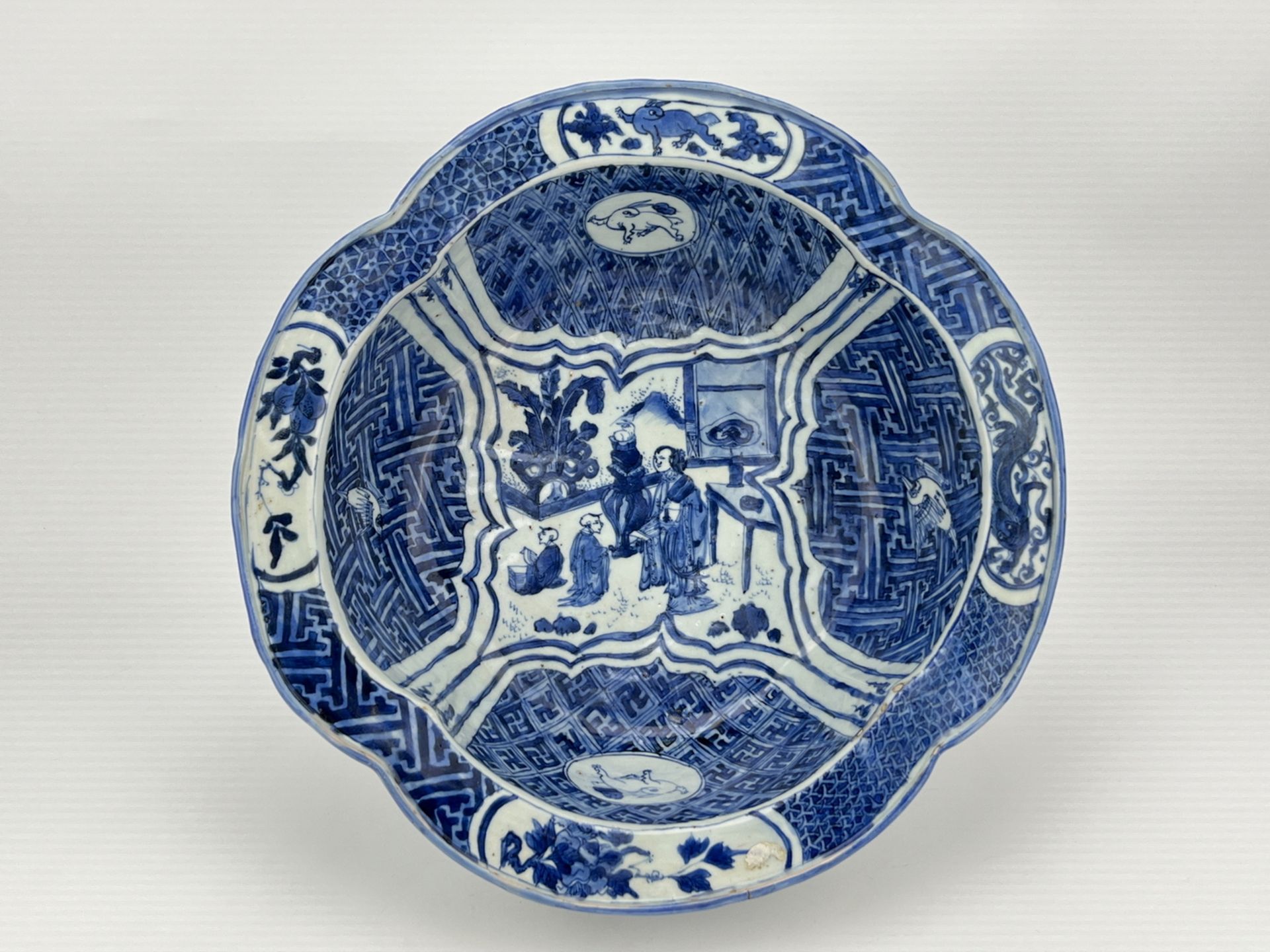 A Chinese Blue&White water pot, 17TH/18TH Century Pr. 