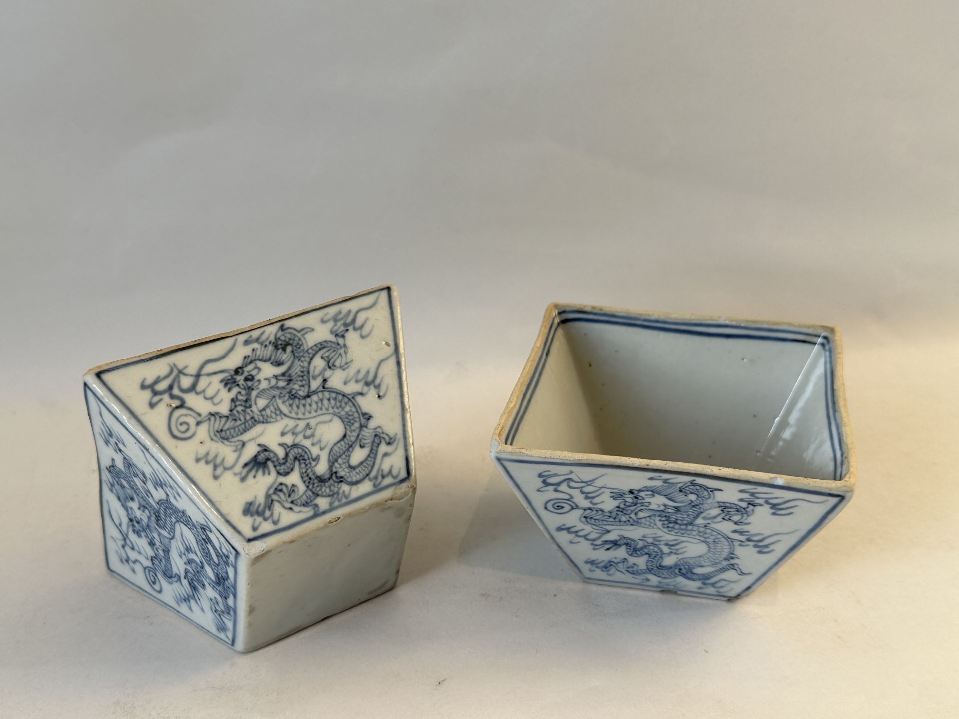A Chinese blue&white cup, 17TH/18TH Century Pr. - Bild 7 aus 14