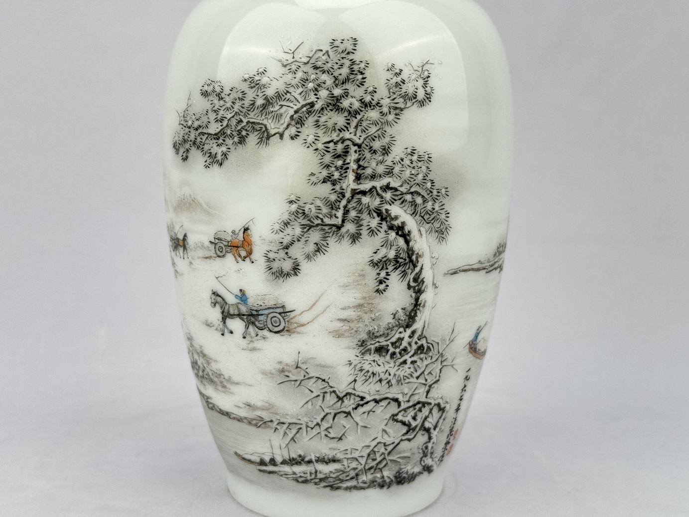 A Chinese Famille Rose vase, 19TH/20TH Century Pr.  - Image 5 of 10