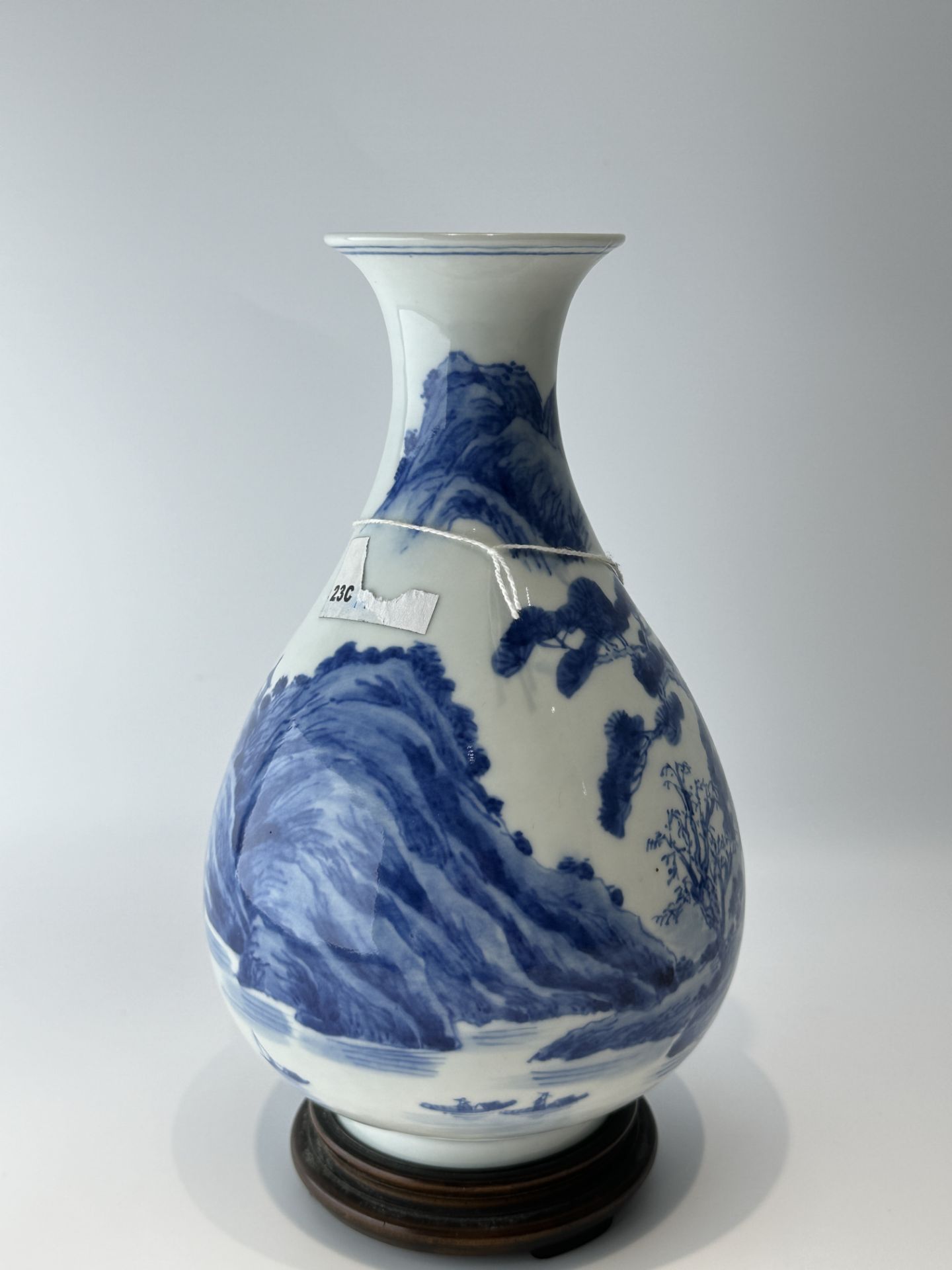 A Chinese Blue&White vase, 18TH/19TH Century Pr.  - Bild 3 aus 13