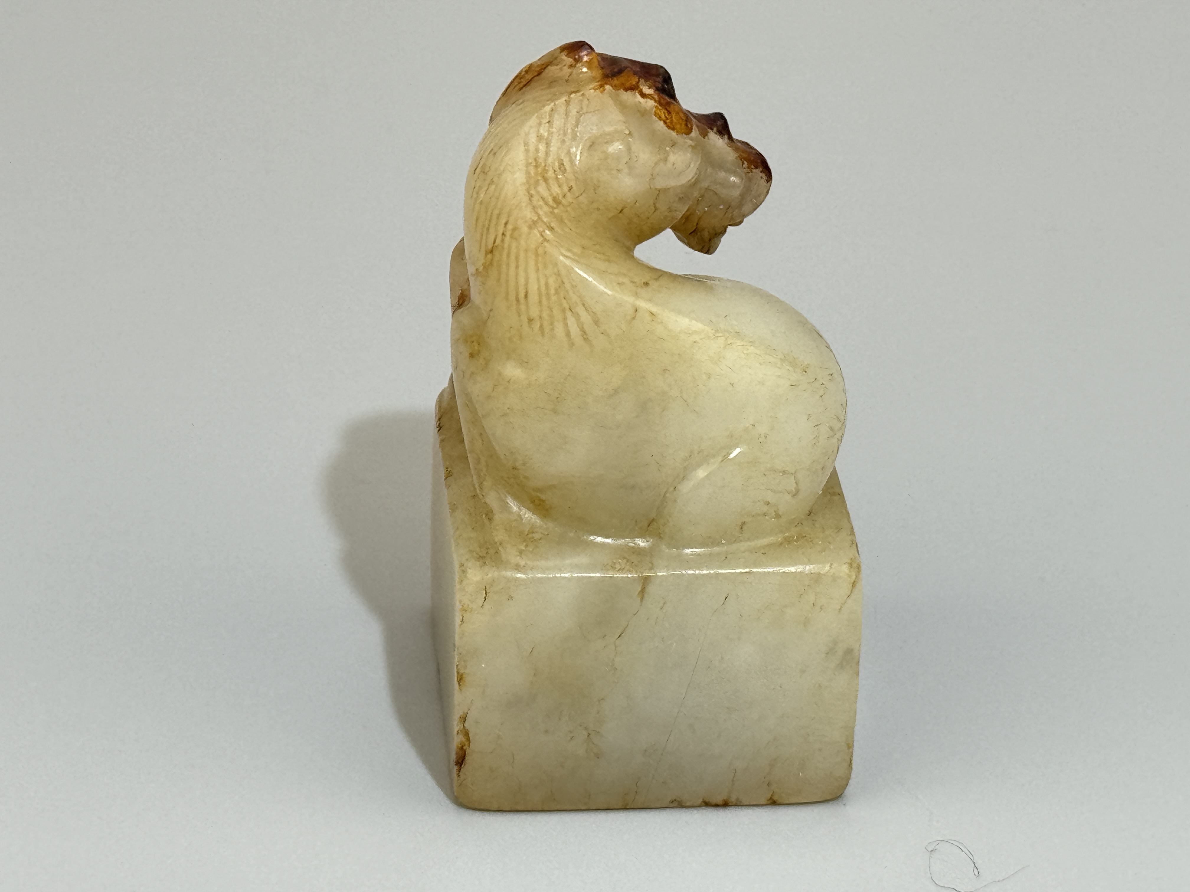 A Chinese jade ornament, 13TH/16TH Century Pr.Collection of NARA private gallary.  - Image 3 of 9