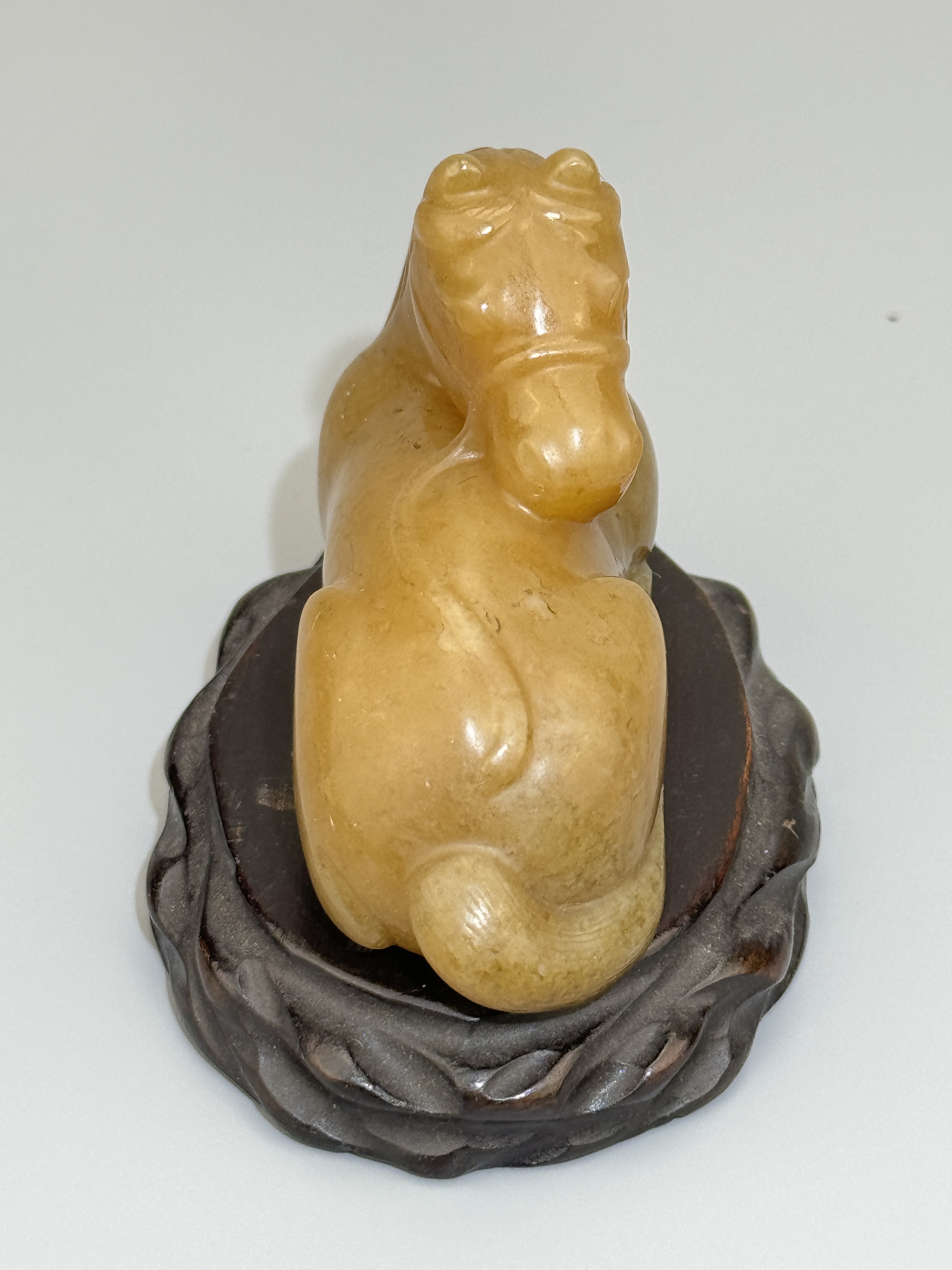 A Chinese jade ornament, 13TH/16TH Century Pr.Collection of NARA private gallary.  - Image 5 of 11