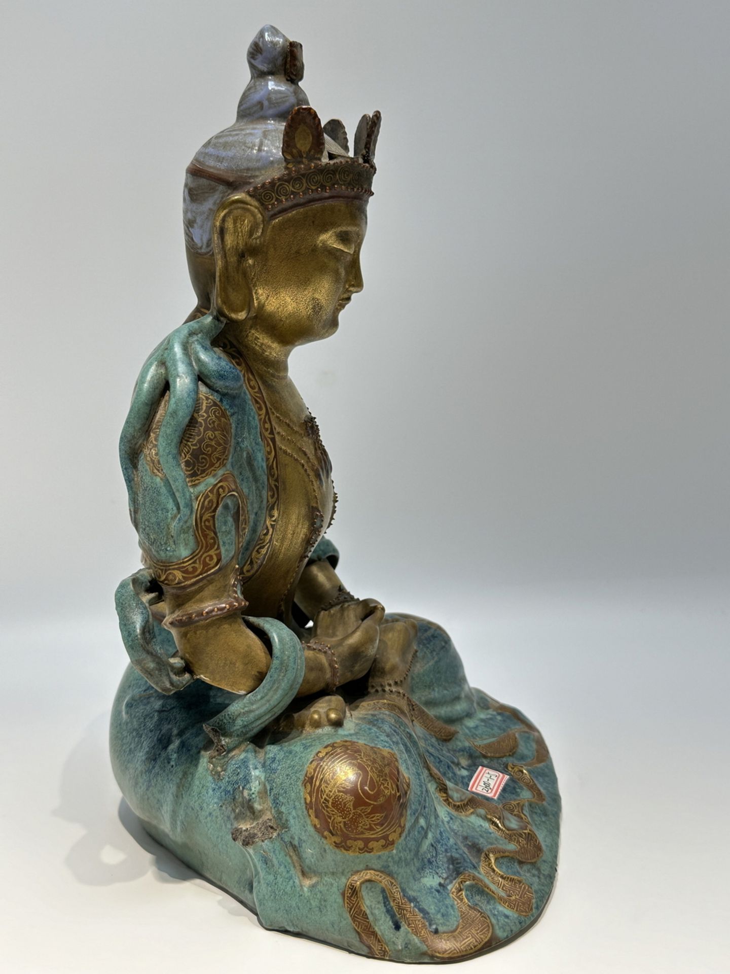 A Chinese porcelain figure, 17TH/18TH Century Pr.  - Image 5 of 16