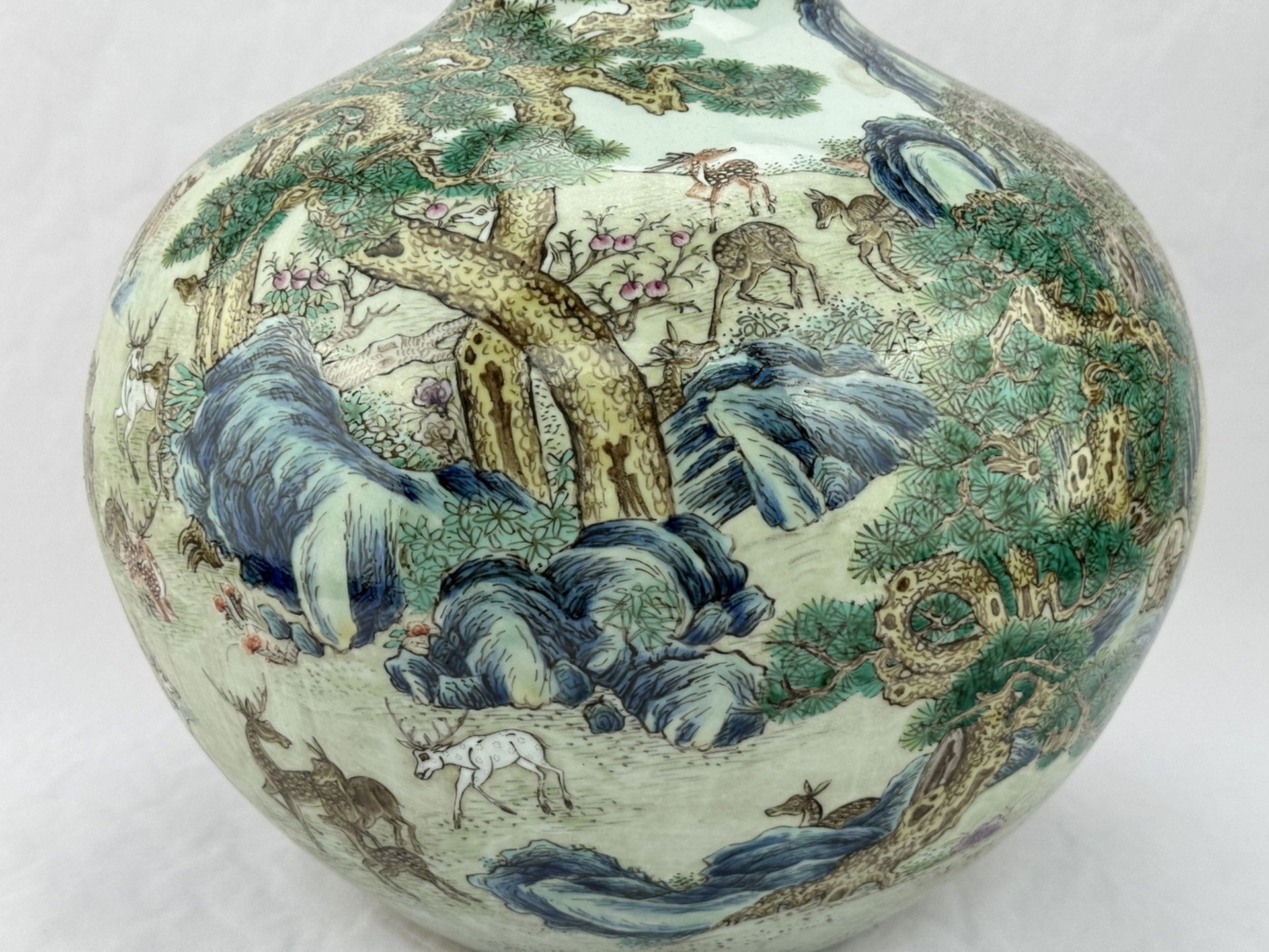 A Chinese porcelain vase, 18TH/19TH Century Pr.  - Bild 5 aus 14