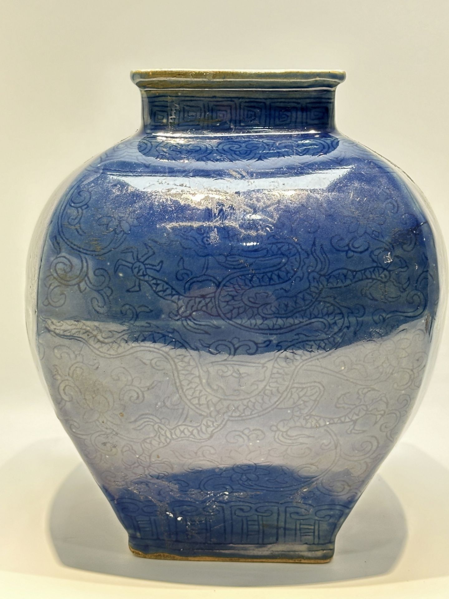 A Chinese blue monochorome vase, 17TH/18TH Century Pr.  - Bild 4 aus 13