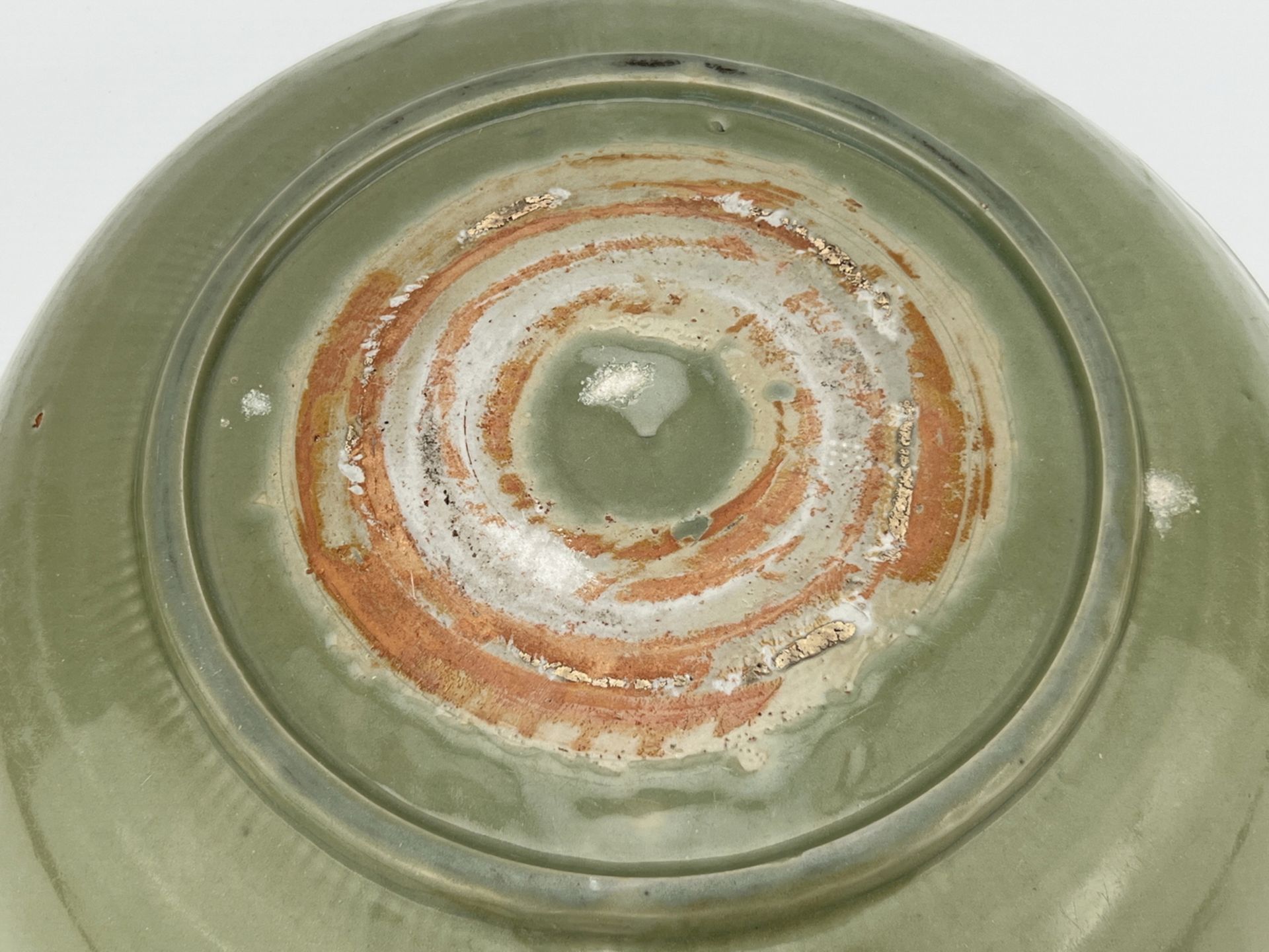 A Chinese celadon dish, 16TH/17TH Century Pr.  - Image 2 of 12