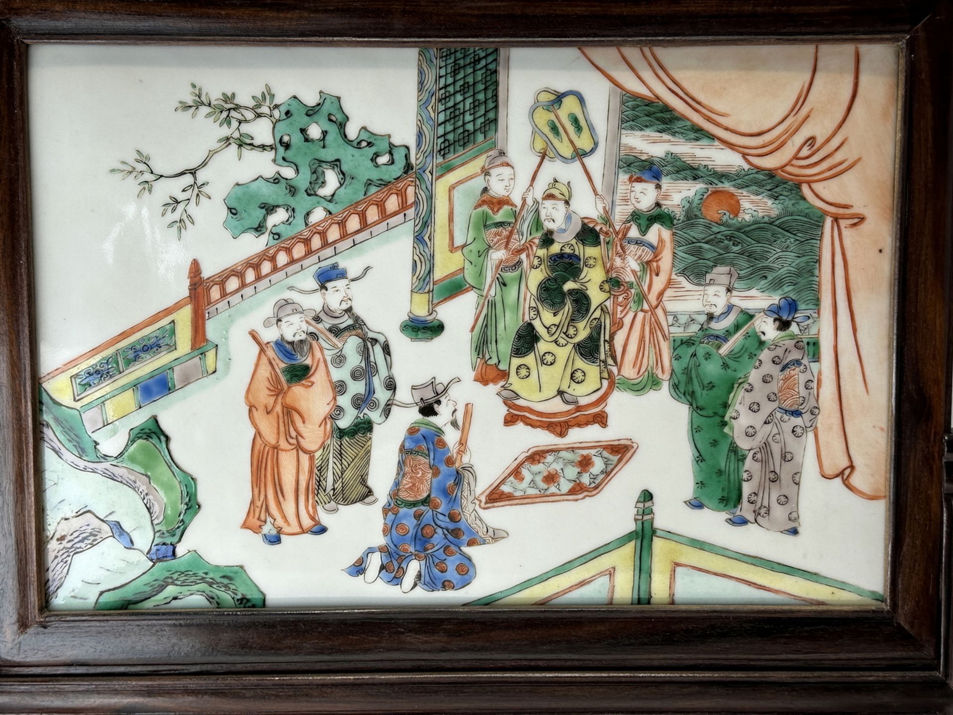 A Chinese porcelain plaque, 19TH/20TH Century Pr.  - Bild 2 aus 10