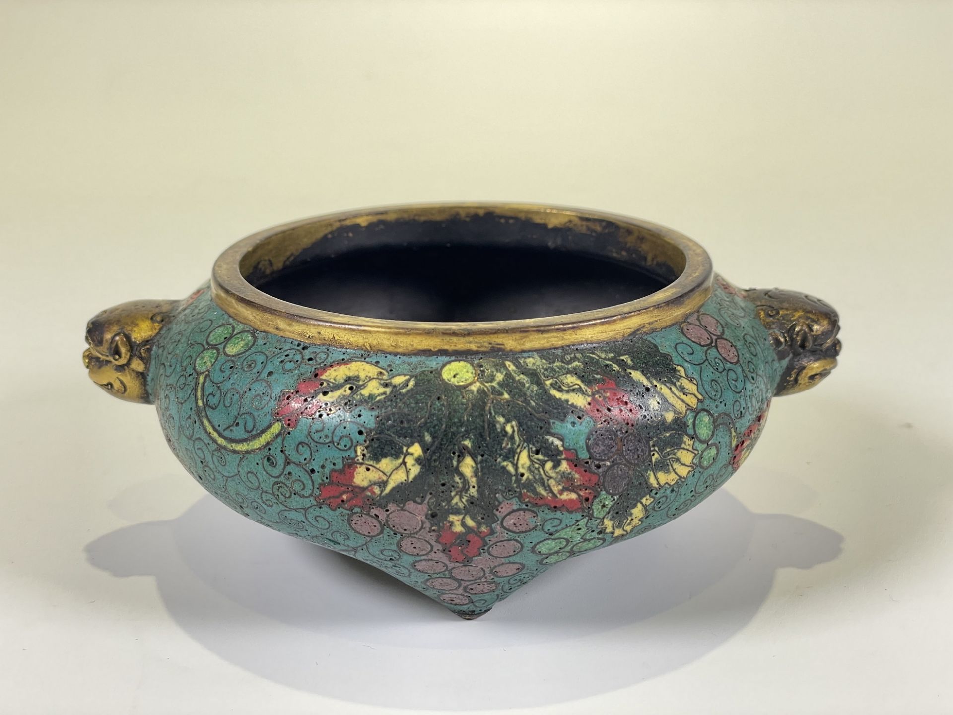 FINE CHINESE CLOISONNE, 17TH/18TH Century Pr.  Collection of NARA private gallary. 
