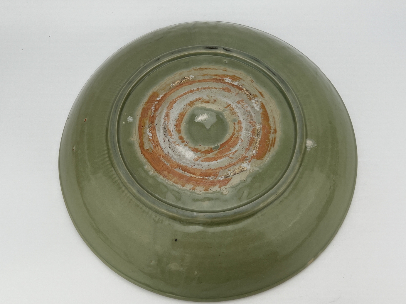 A Chinese celadon dish, 16TH/17TH Century Pr.  - Image 3 of 12