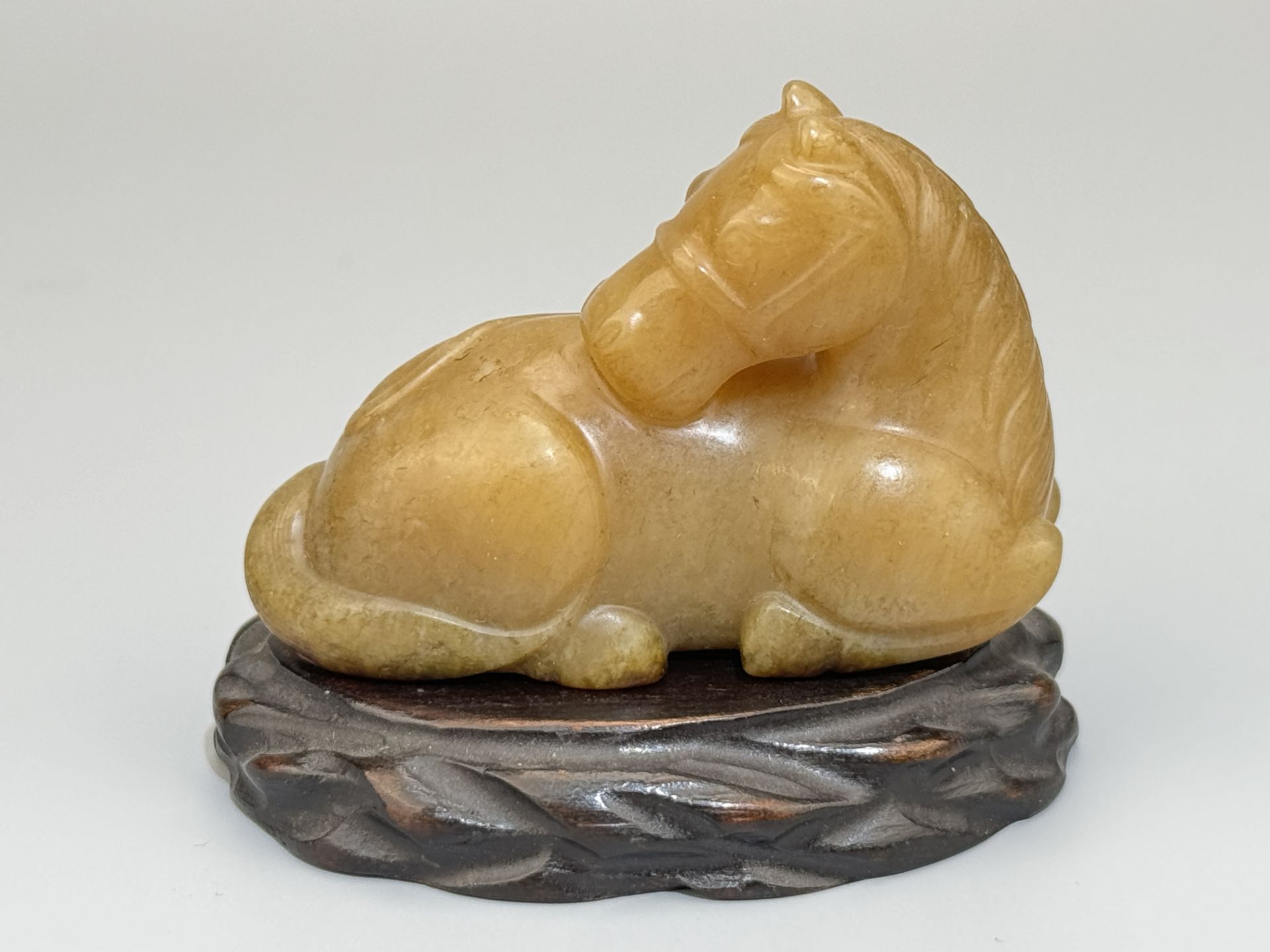 A Chinese jade ornament, 13TH/16TH Century Pr.Collection of NARA private gallary. 