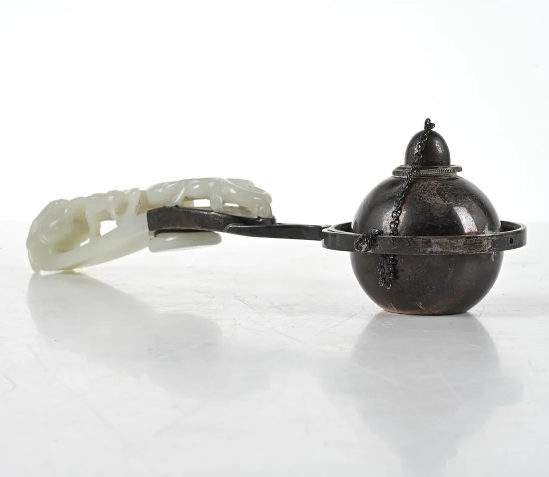 18TH C. CHINESE CARVED JADE SILVER-MOUNTED LAMP - Image 10 of 16