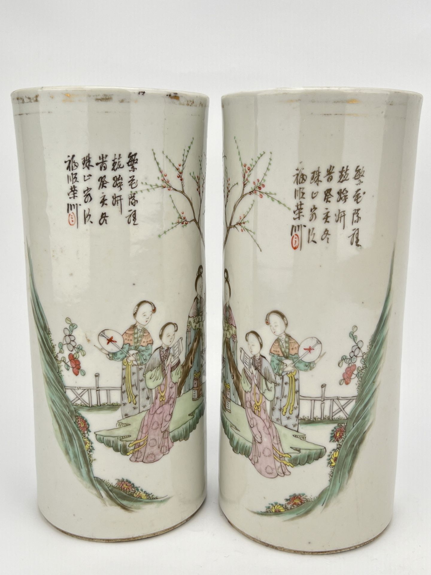 A pair of Chinese vases, 19TH/20TH Century Pr.  - Bild 2 aus 10