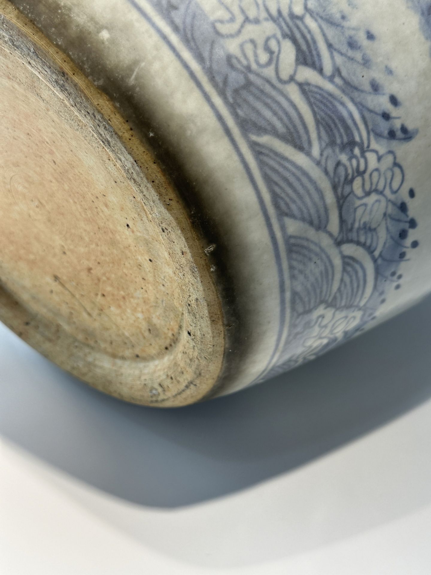 A Chinese Blue&White jar, 20TH Century. - Bild 13 aus 14