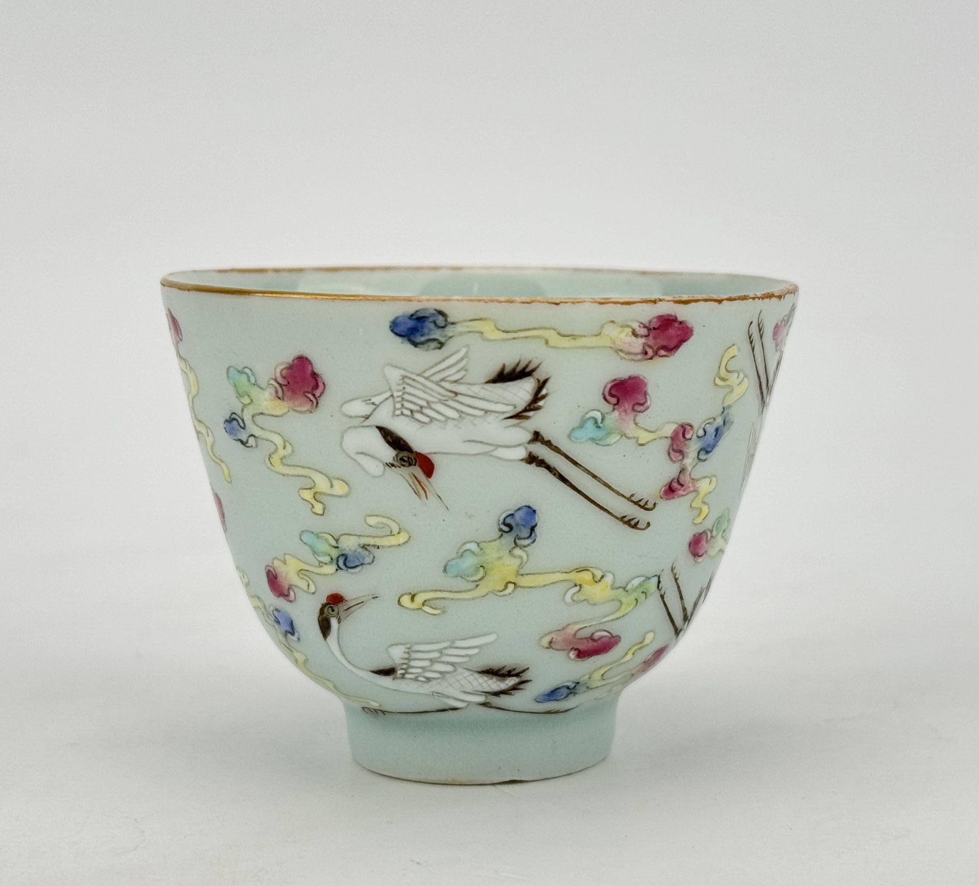 A Chinese Famille Rose cup, 19TH/20TH Century Pr.