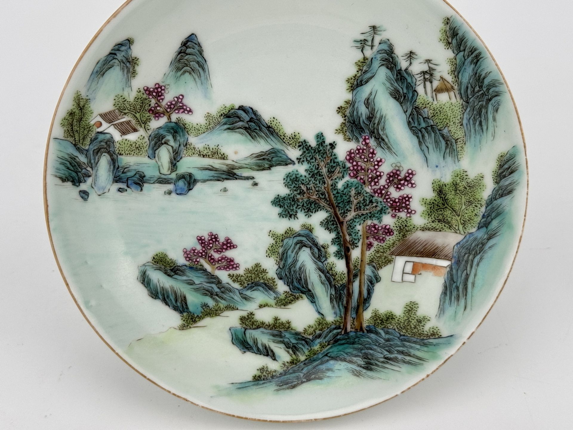 A Chinese Famille Rose dish, 18TH/19TH Century Pr.  - Bild 4 aus 4