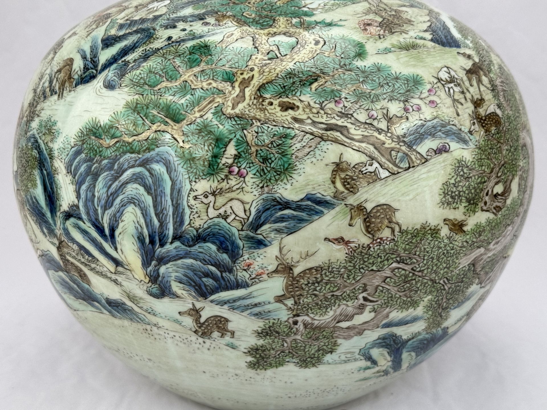 A Chinese porcelain vase, 18TH/19TH Century Pr.  - Bild 7 aus 14
