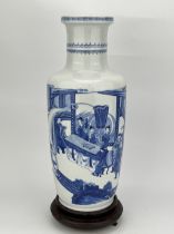 A Chinese Blue&White vase, 17TH/18TH Century Pr.