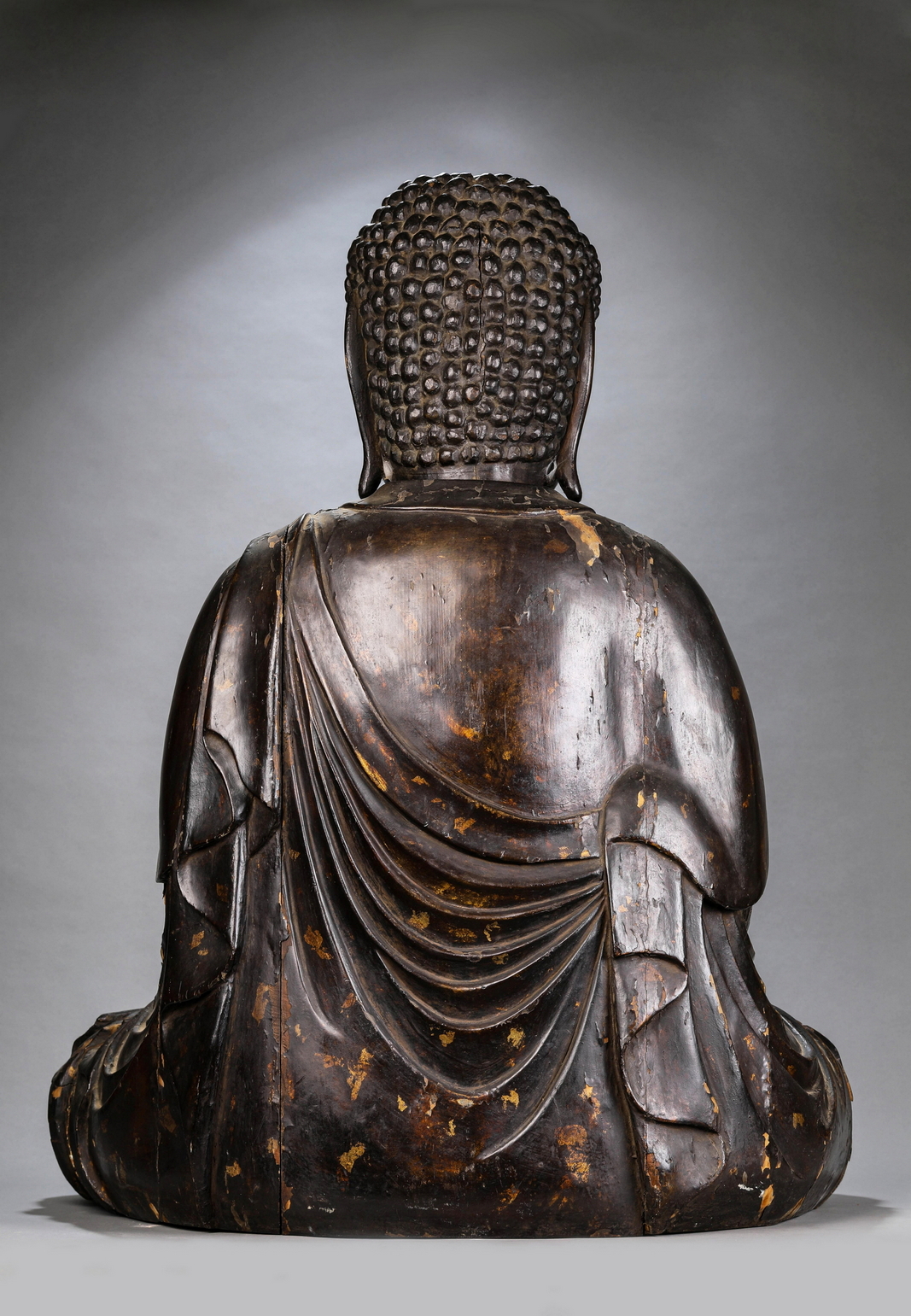 A Chinese wood figure, 12TH/15TH Century Pr. - Image 7 of 7