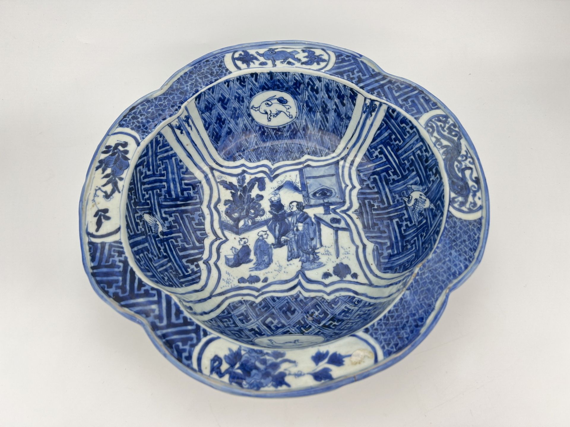 A Chinese Blue&White water pot, 17TH/18TH Century Pr.  - Image 4 of 14