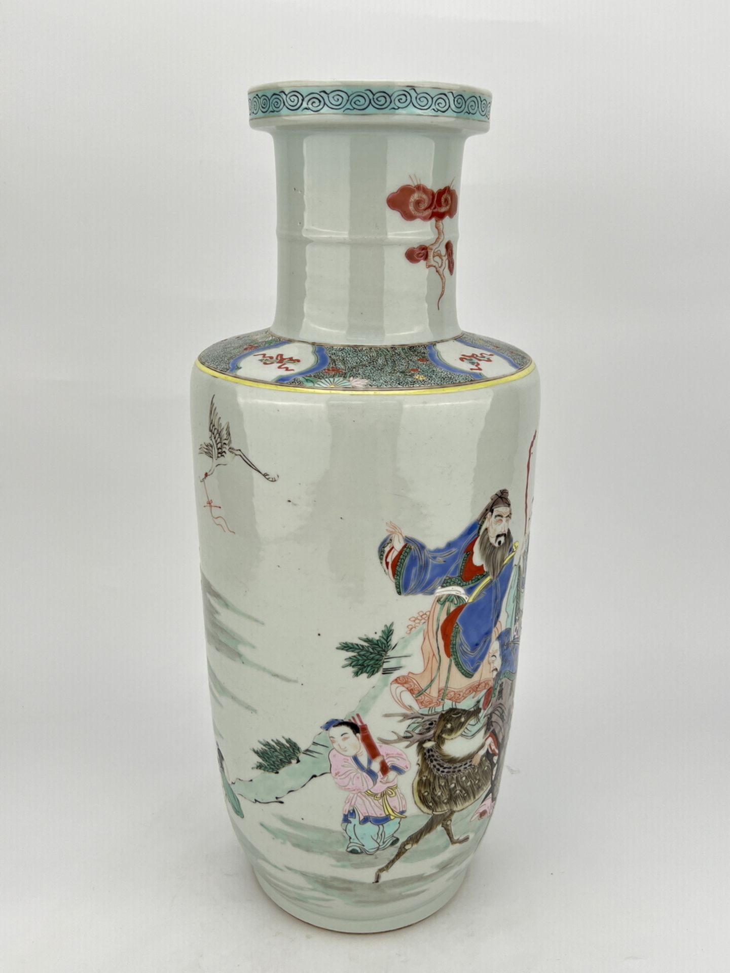 A Chinese Famille Rose vase, 18TH/19TH Century Pr.  - Bild 4 aus 10