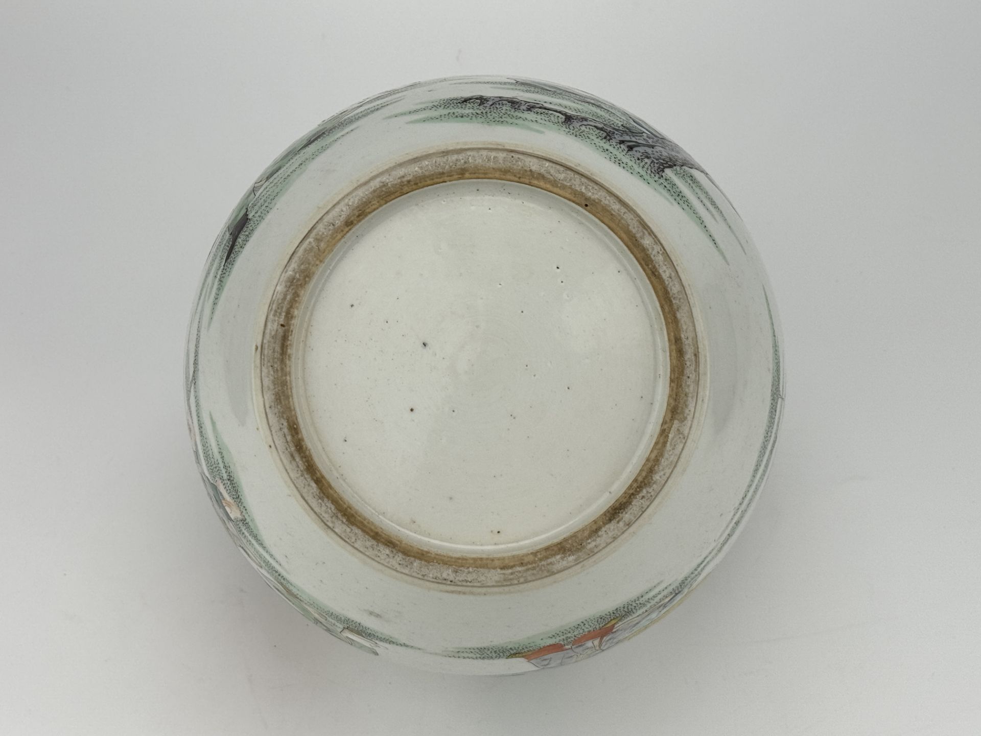 A Chinese Famille Rose jar, 17TH/18TH Century Pr.  - Image 9 of 10