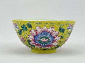 A Chinese Famille Rose bowl, 18TH/19TH Century Pr.