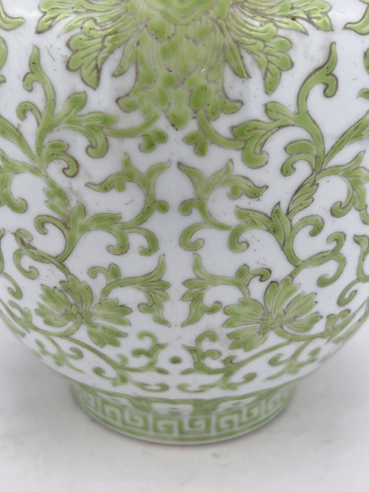 A Chinese Famille Rose vase, 18TH/19TH Century Pr.  - Image 4 of 9