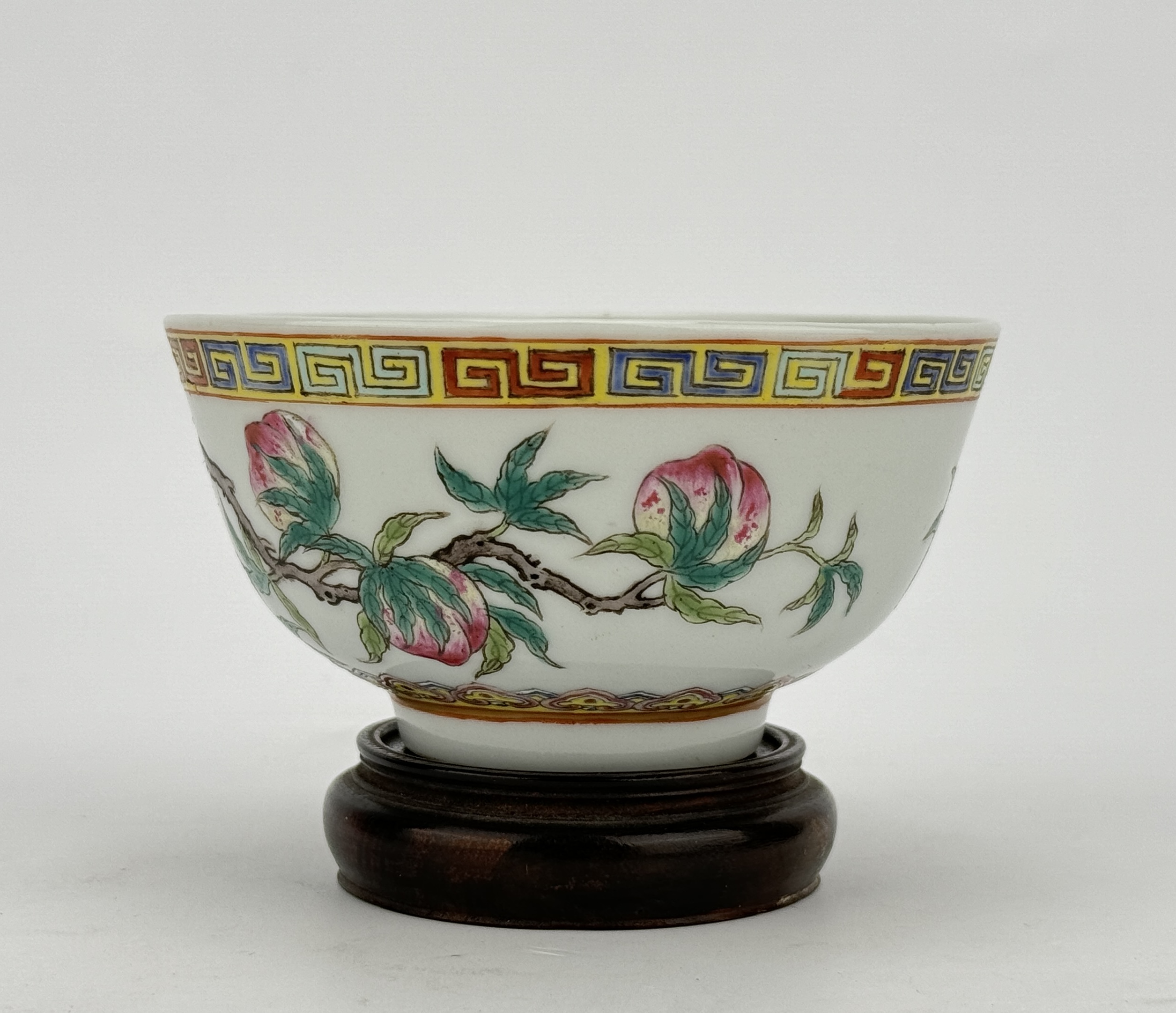 A pair of Chinese Famille Rose bowls, 18TH/19TH Century Pr.  - Image 6 of 7