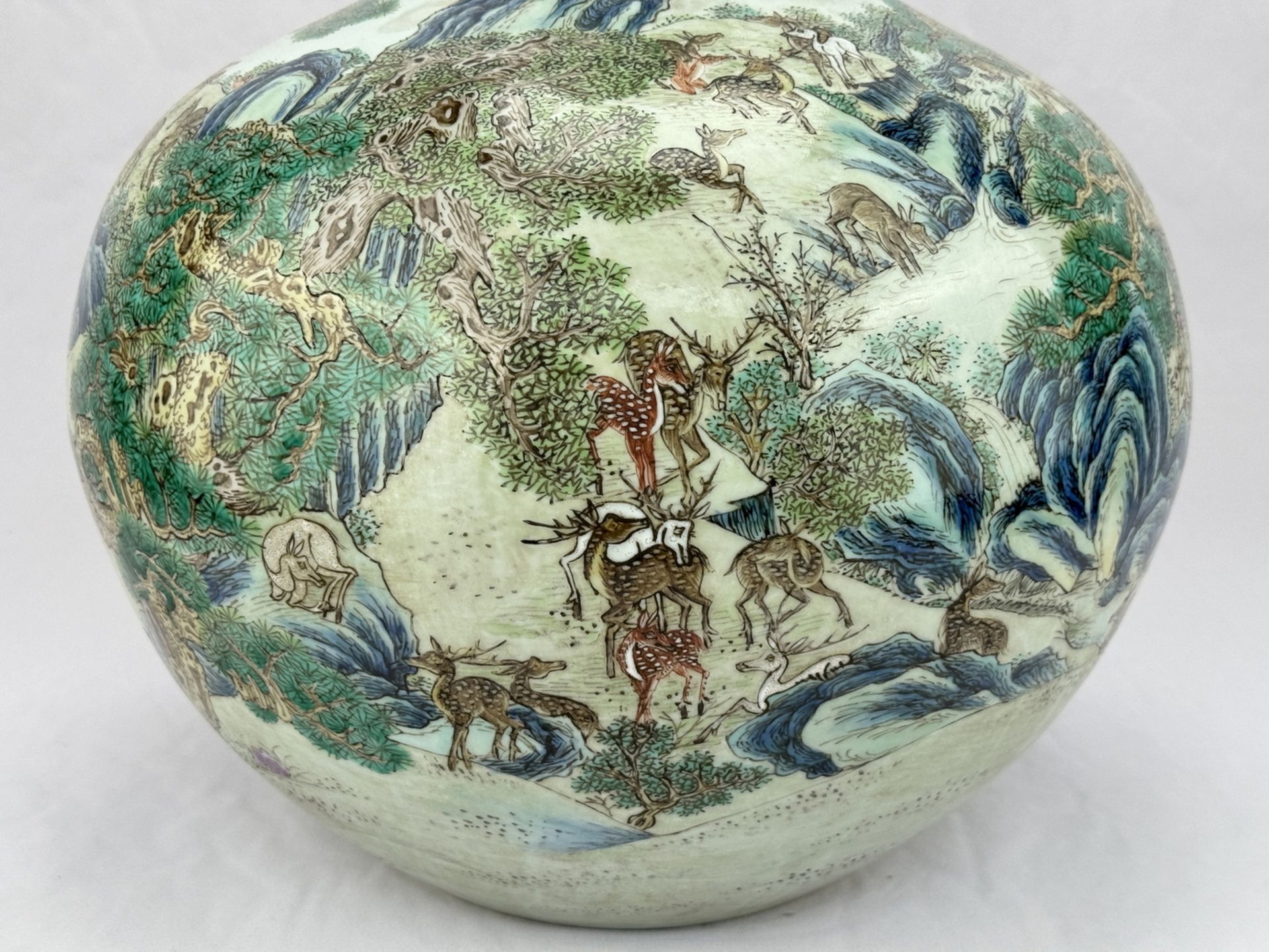 A Chinese porcelain vase, 18TH/19TH Century Pr.  - Bild 6 aus 14