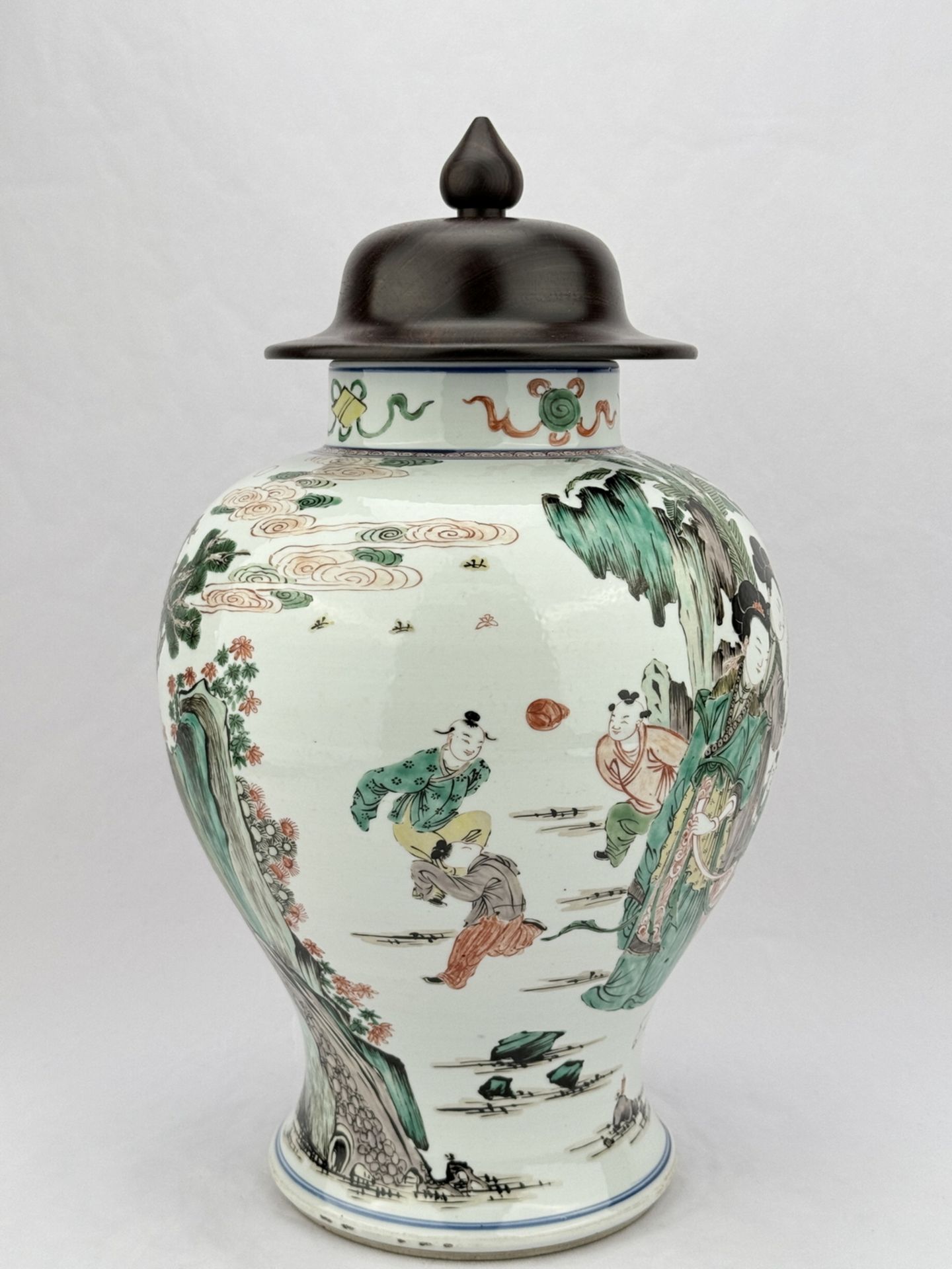 A Chinese Blue&White vase, 17TH/18TH Century Pr. - Image 4 of 12