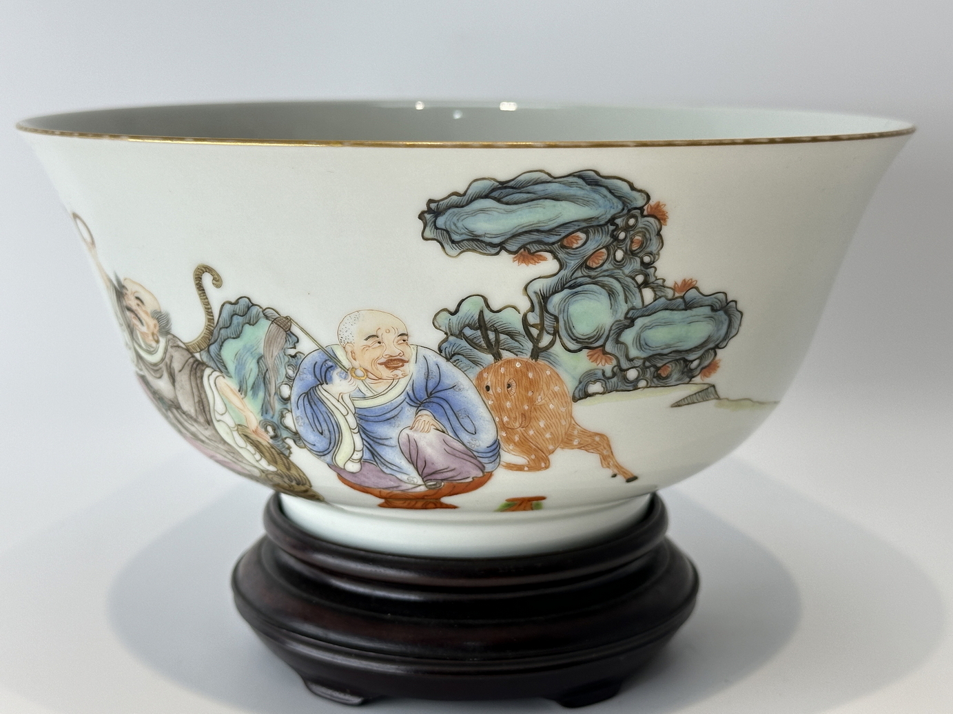 A Chinese Famille Rose bowl, 19TH/20TH Century Pr.  - Image 4 of 11