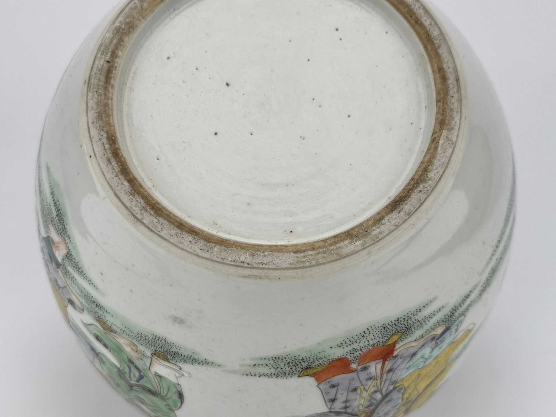 A Chinese Famille Rose jar, 17TH/18TH Century Pr.  - Bild 10 aus 10