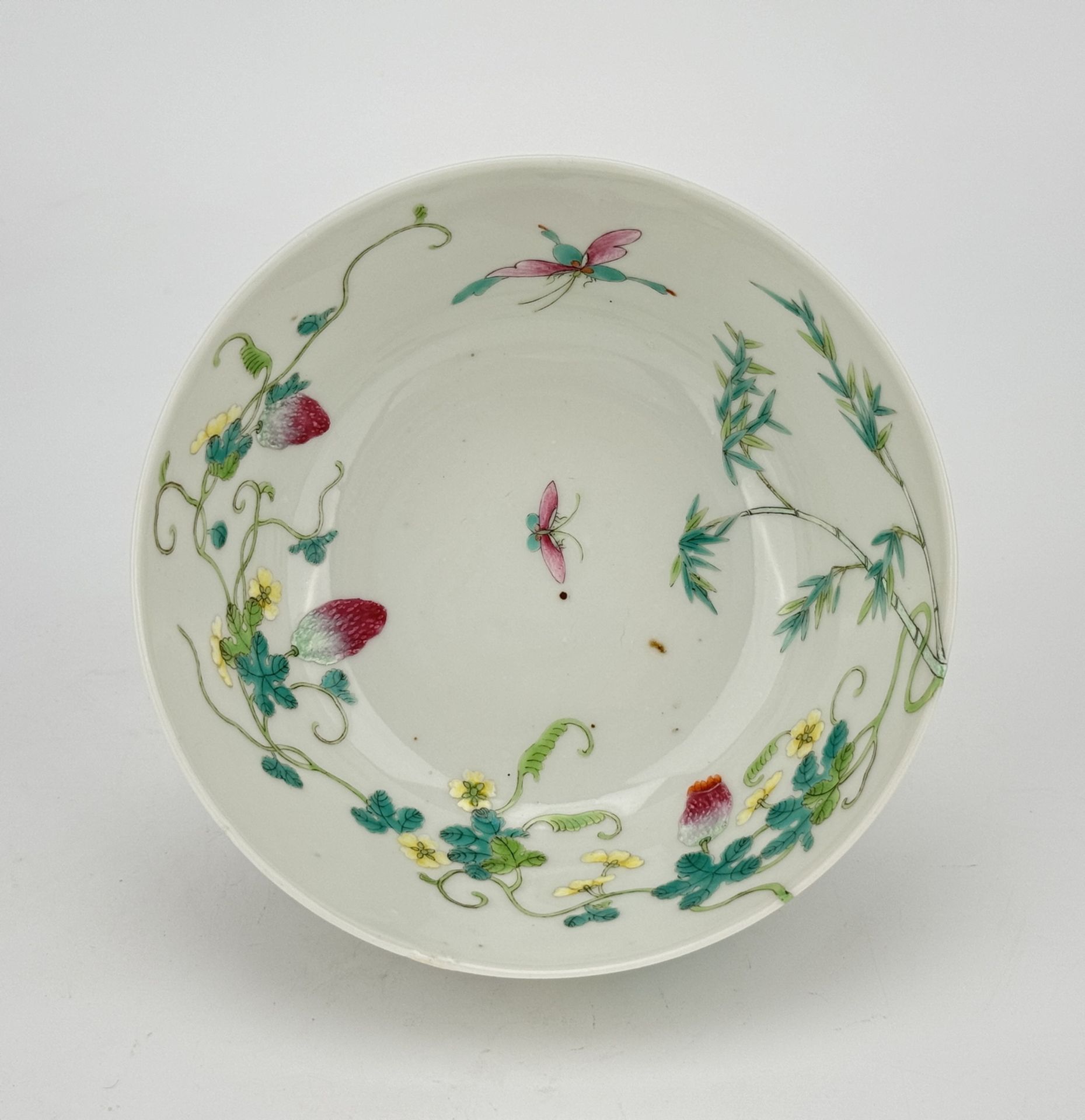 A Chinese Famille Rose bowl, 18TH/19TH Century Pr.  - Image 3 of 6