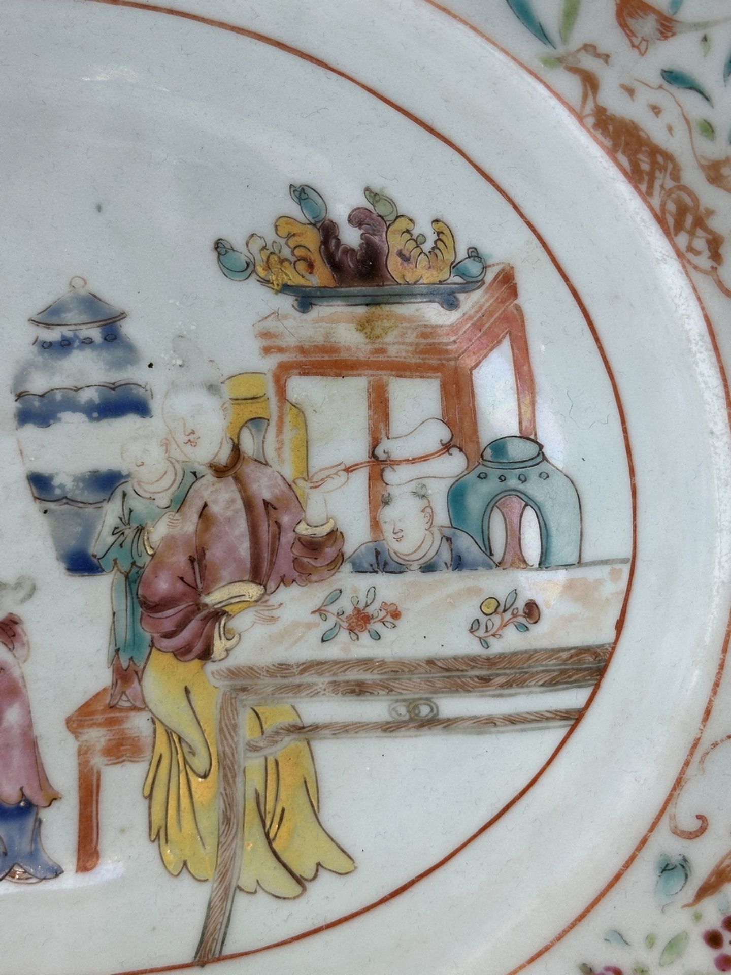 A Chinese Famille Rose dish, 17TH/18TH Century Pr. - Bild 5 aus 11