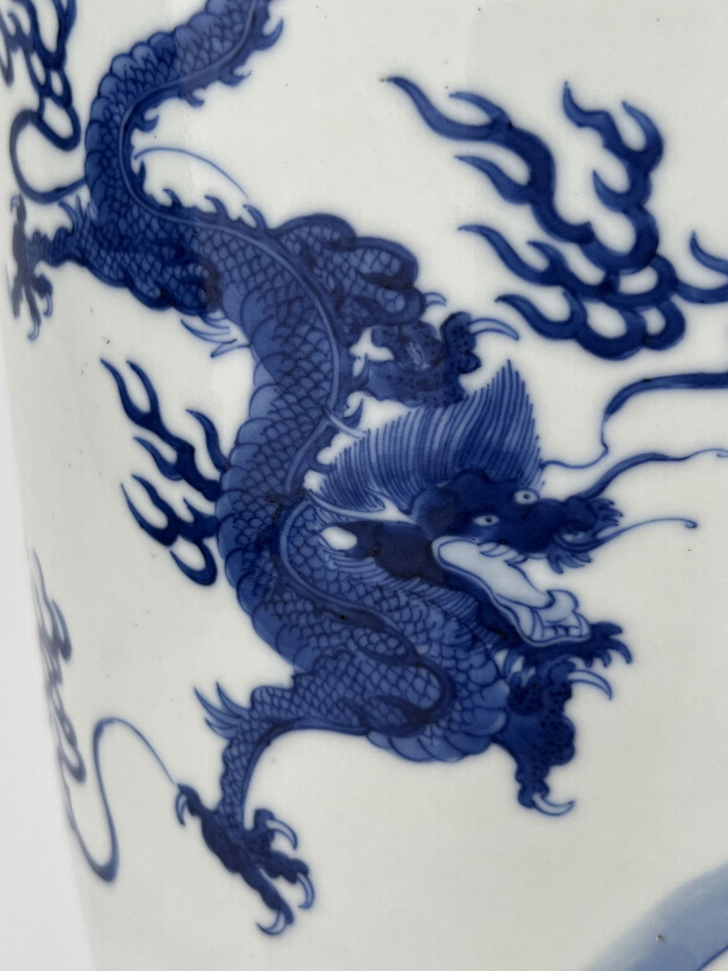 A Chinese Blue&White vase, 17TH/18TH Century Pr.  - Bild 6 aus 14