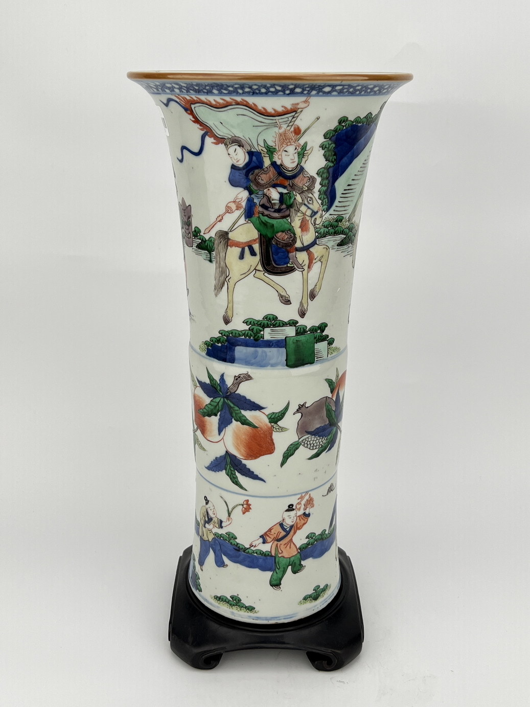 A Chinese Famille Rose vase, 17TH/18TH Century Pr.  - Image 2 of 11