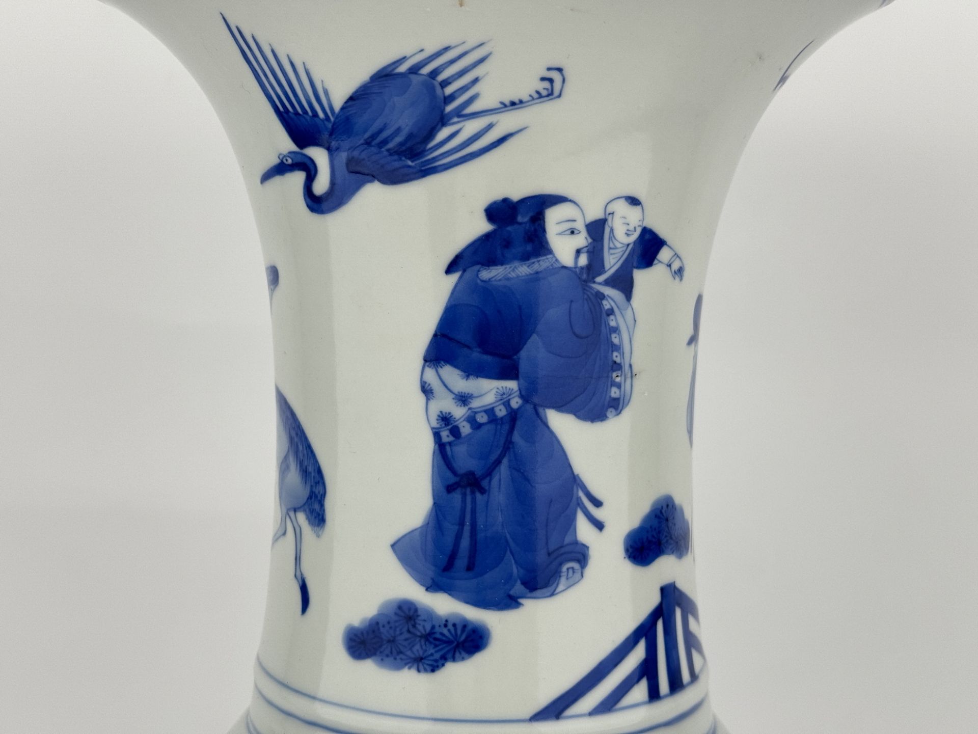 A Chinese Gu-type vase, 17TH/18TH Century Pr.  - Bild 7 aus 12