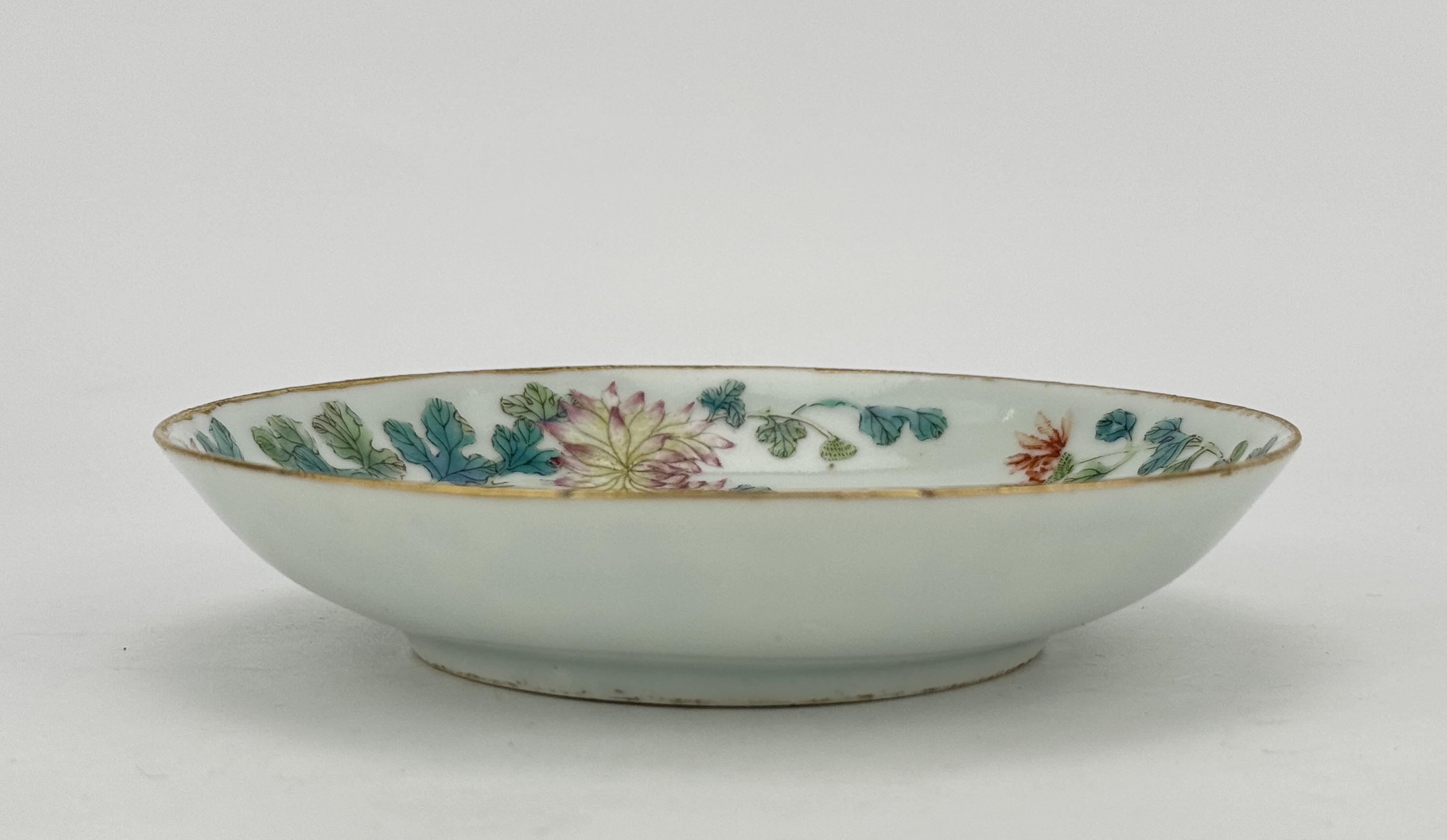 A Chinese Famille Rose dish, 18TH/19TH Century Pr.  - Image 3 of 5